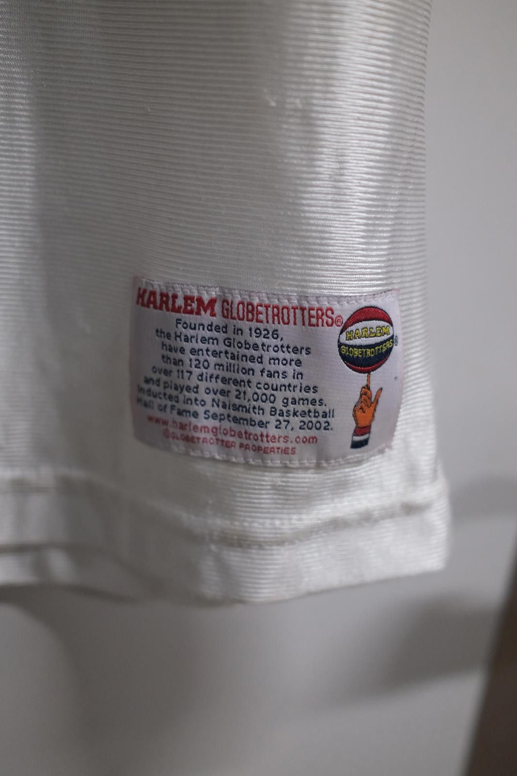 Harlem Globetrotters 02' Harlem Globetrotters Hall of Fame Basketball Jersey Size US M / EU 48-50 / 2 - 3 Thumbnail