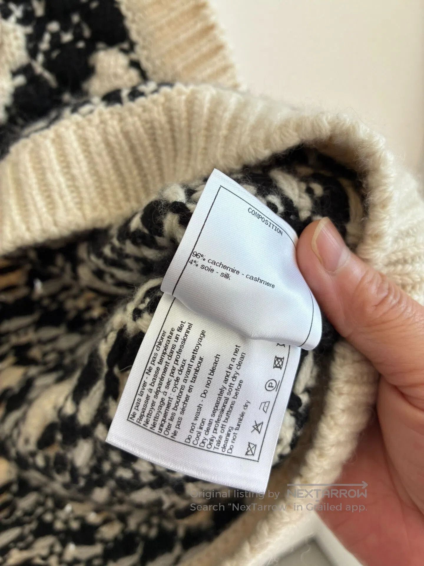 Chanel Chanel 21A Black White Knit Vest. Size XXS / US 00 / IT 34 - 7 Thumbnail