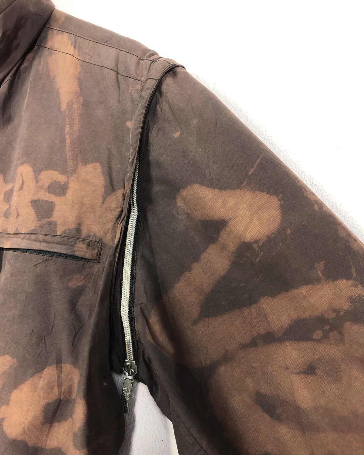 Versace Vintage Versace Jeans Couture Graffiti Jacket Made in Italy Size US L / EU 52-54 / 3 - 8 Thumbnail