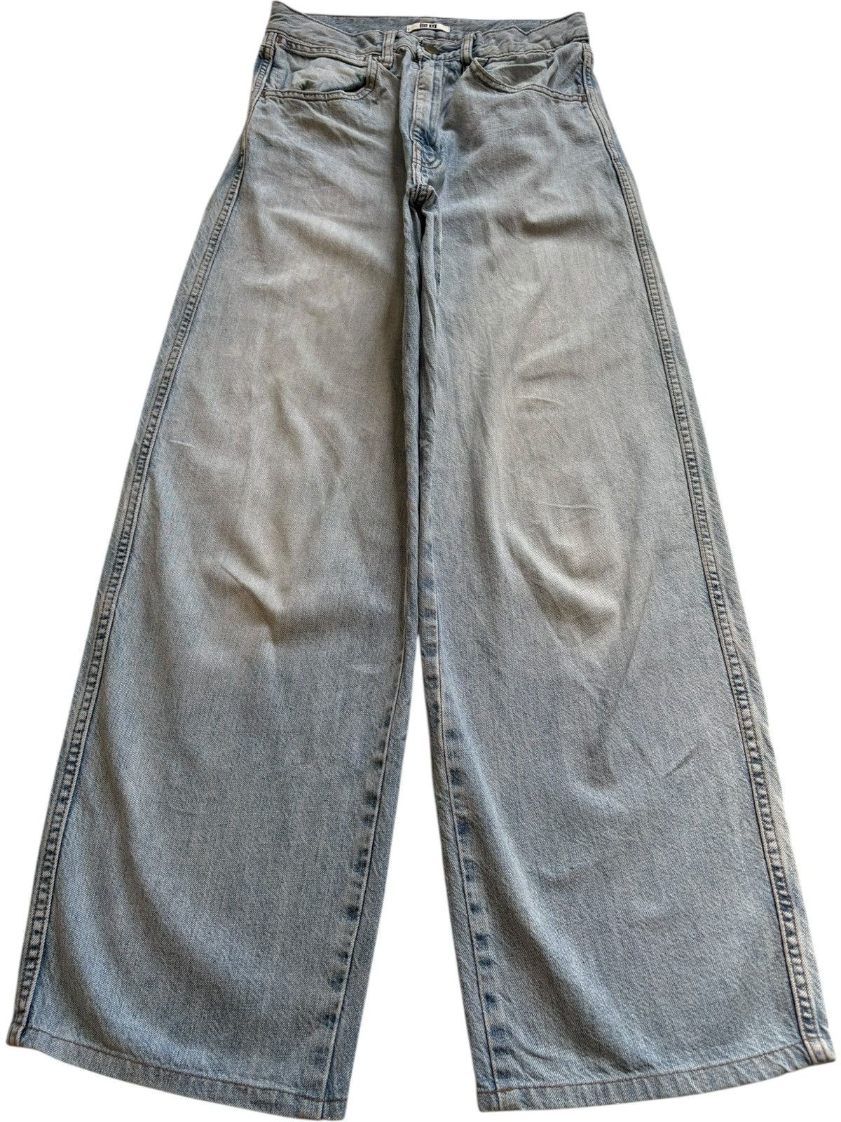 Uniqlo Vintage Uniqlo Christophe Lemaire Light Wash Baggy Jeans Size US 26 / EU 42 - 1 Thumbnail