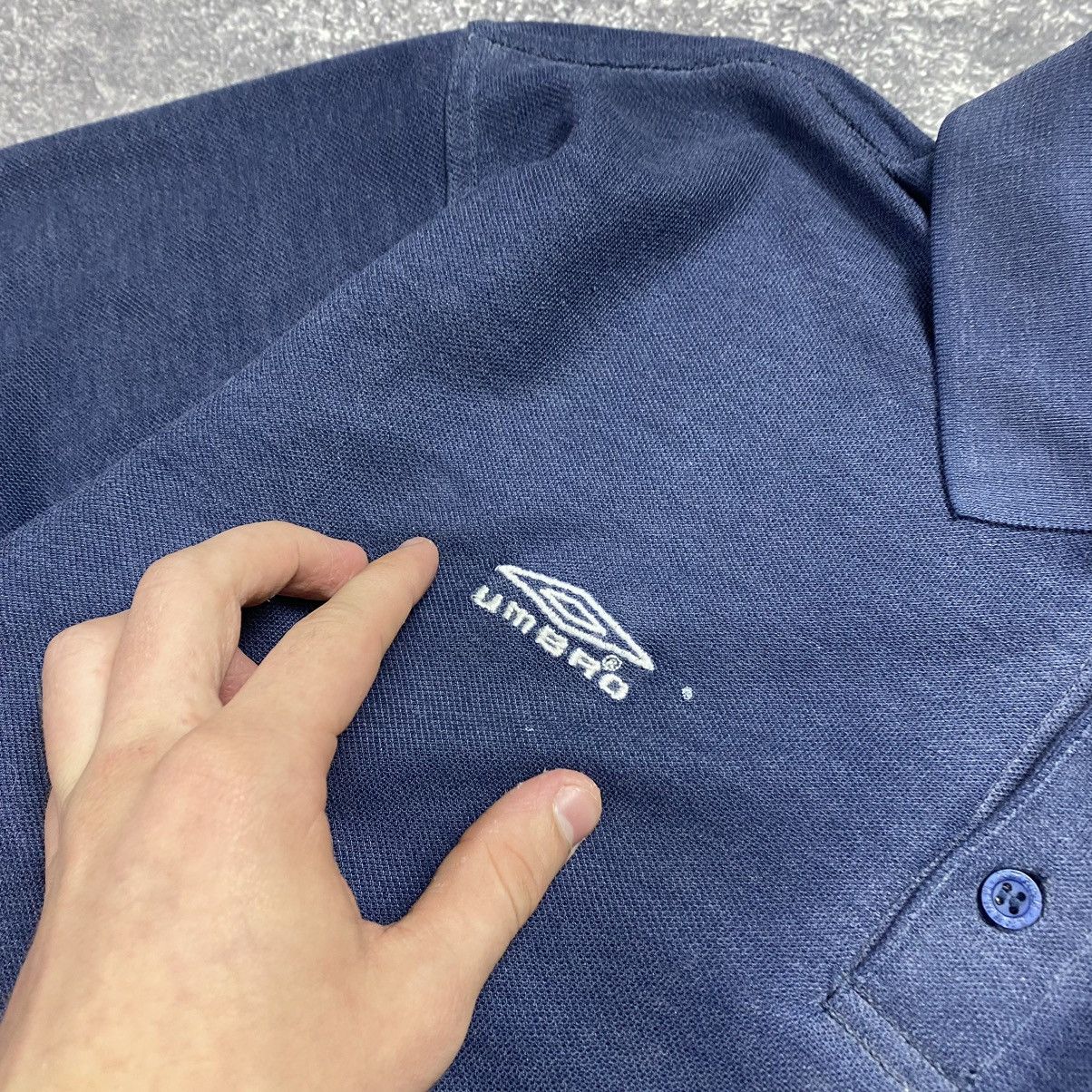 Umbro Vintage Umbro FC England 2000 Small logo rare polo Size US L / EU 52-54 / 3 - 6 Thumbnail