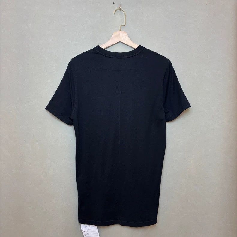 Givenchy Givenchy Shark Print Slim Fit Crewneck Short Sleeve T-Shir Size US XS / EU 42 / 0 - 2 Thumbnail