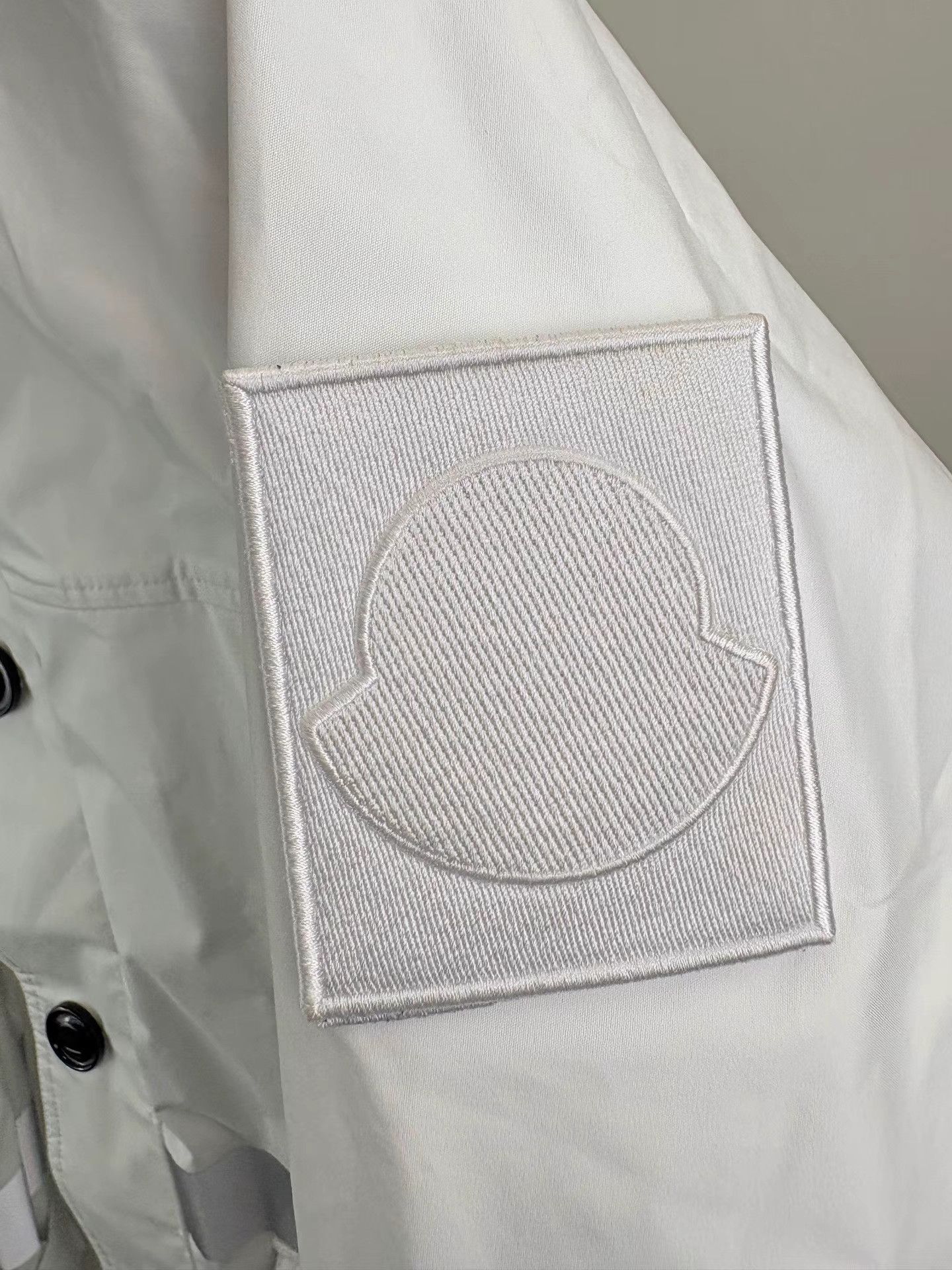 Moncler MONCLER White 3M Reflective Jacket K1 Size US L / EU 52-54 / 3 - 3 Thumbnail