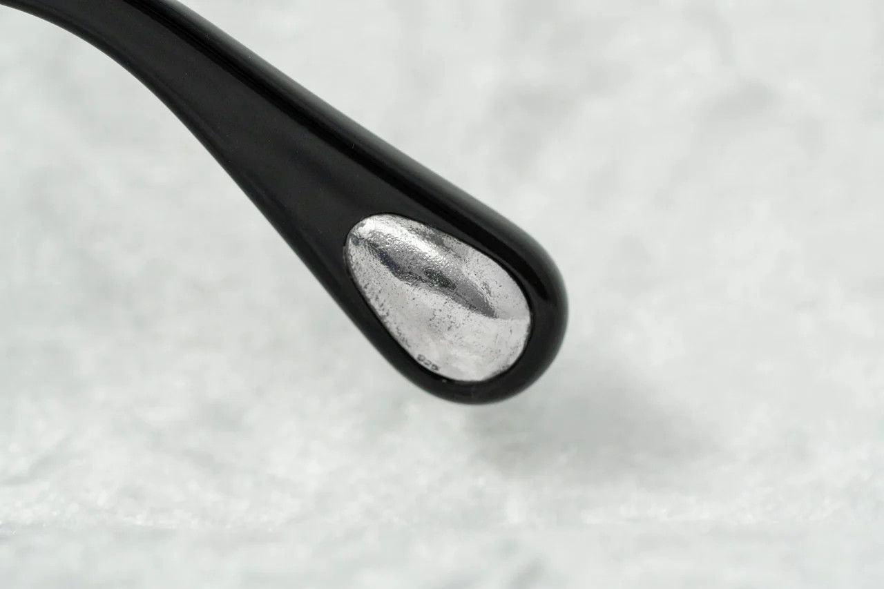 Ann Demeulemeester Ann Demeulemeester Sunglasses Oversized Black and Grey Size ONE SIZE - 6 Thumbnail