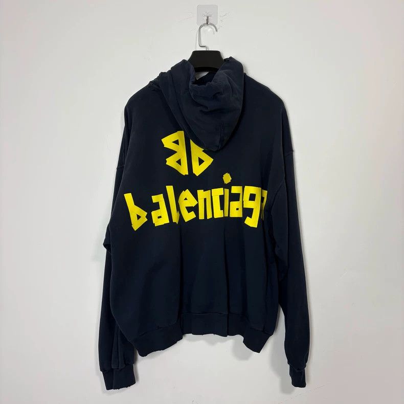 Balenciaga Balenciaga Logo letter printed hooded sweater Size US S / EU 44-46 / 1 - 2 Thumbnail