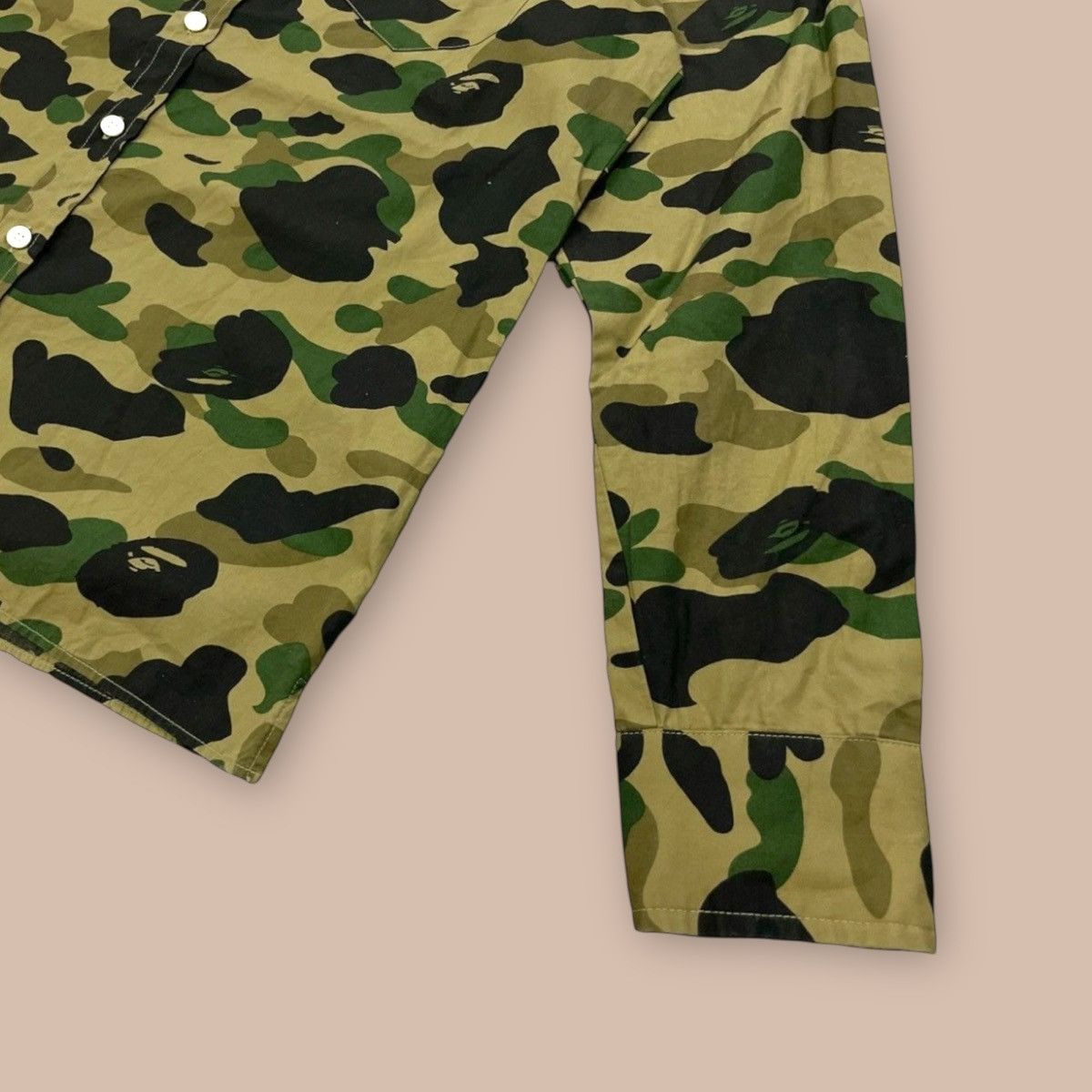 Bape A Bathing Ape 1st Camo Button-up L/S Shirt Size US S / EU 44-46 / 1 - 7 Thumbnail
