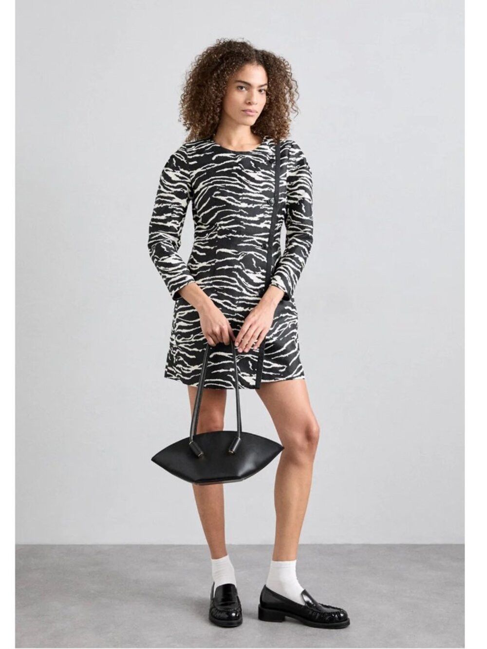 Baum und Pferdgarten NWT New $379 Baum Und Pferdgarten AMELIE Black Whisper Zebr Size XS / US 0-2 / IT 36-38 - 1 Thumbnail