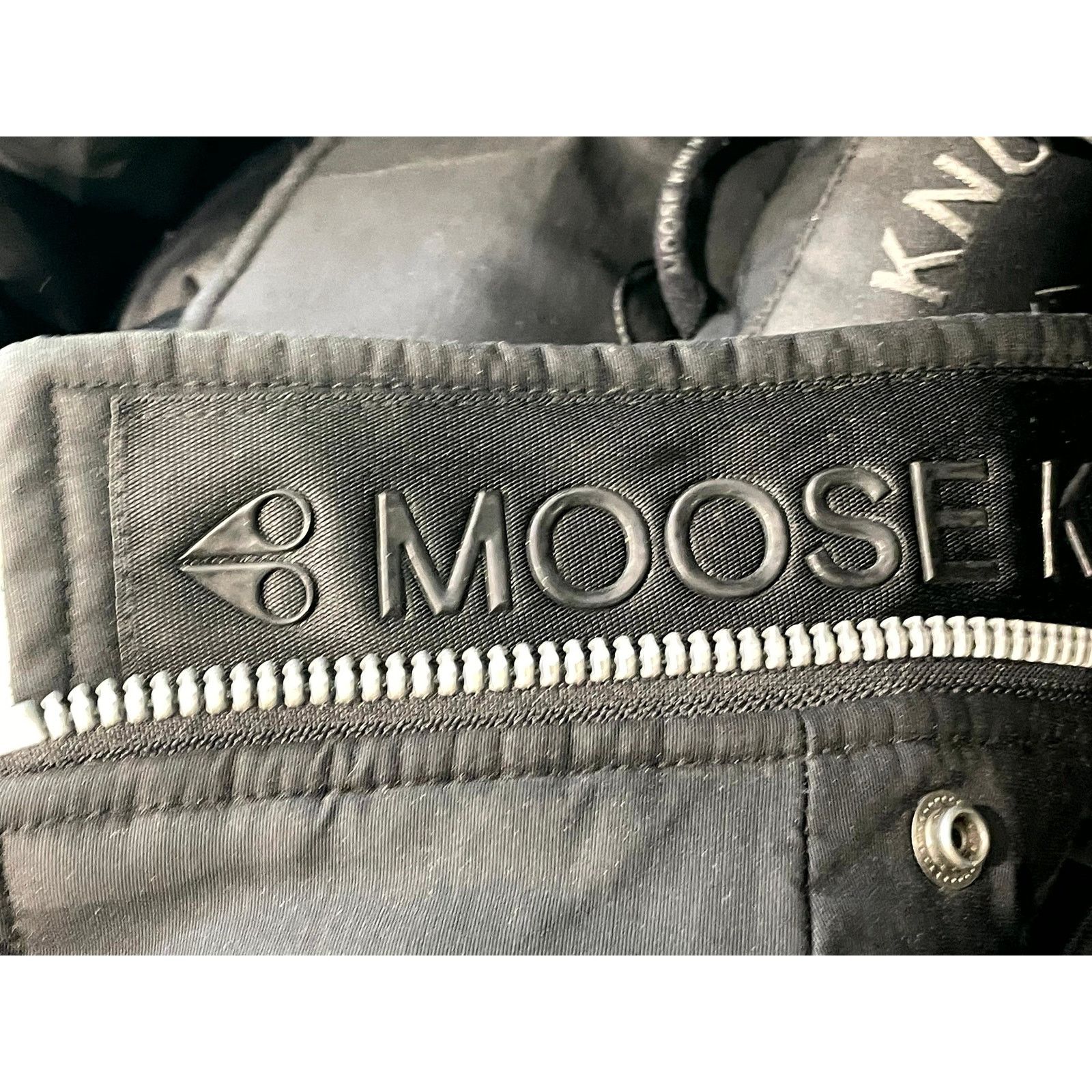 Moose Knuckles Moose Knuckle Black & White Fur Jacket Size US M / EU 48-50 / 2 - 4 Thumbnail