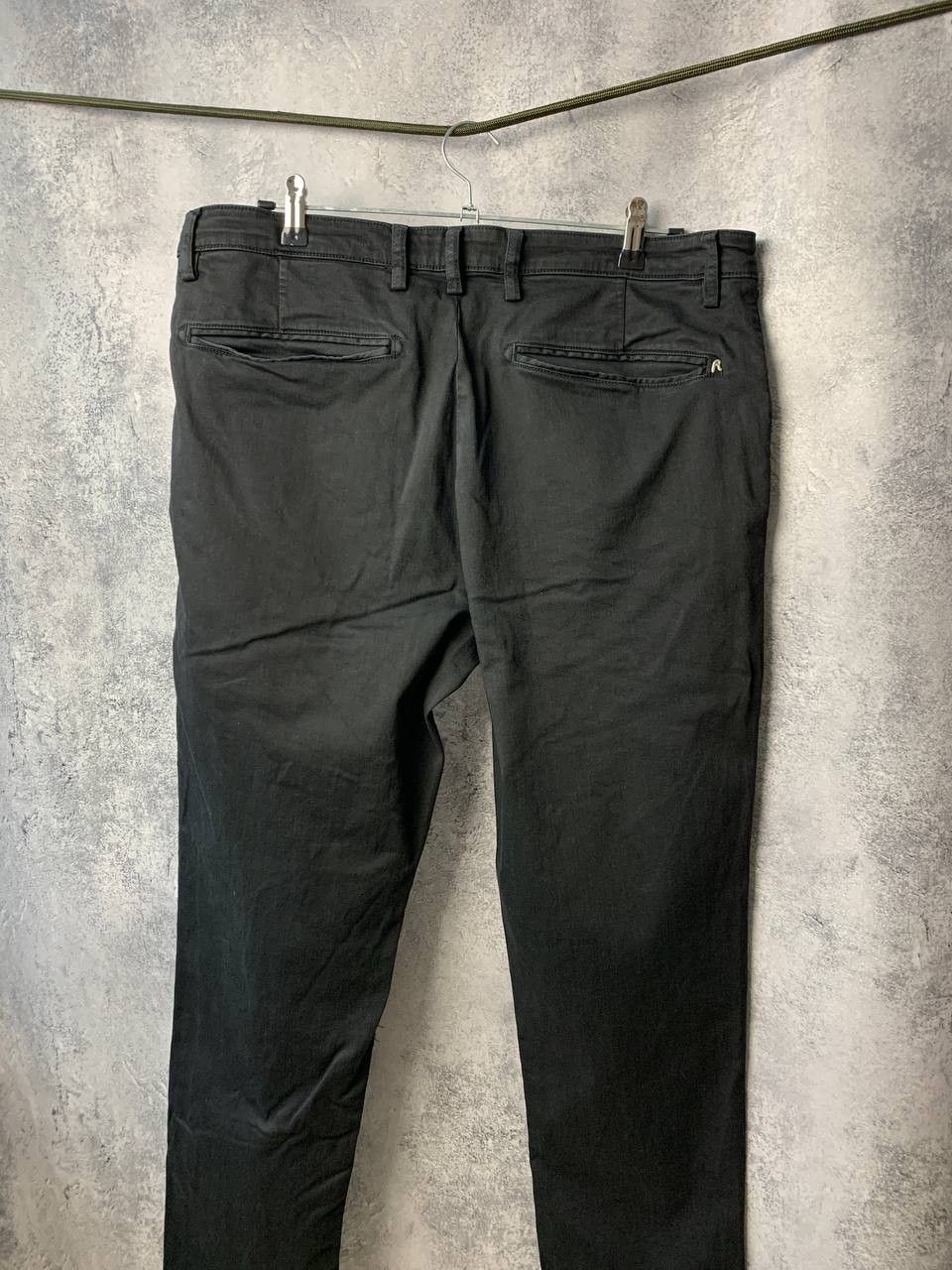 Designer REPLAY MB9722 Jeans Pants Denim Straight Fit Black Size US 36 / EU 52 - 3 Thumbnail