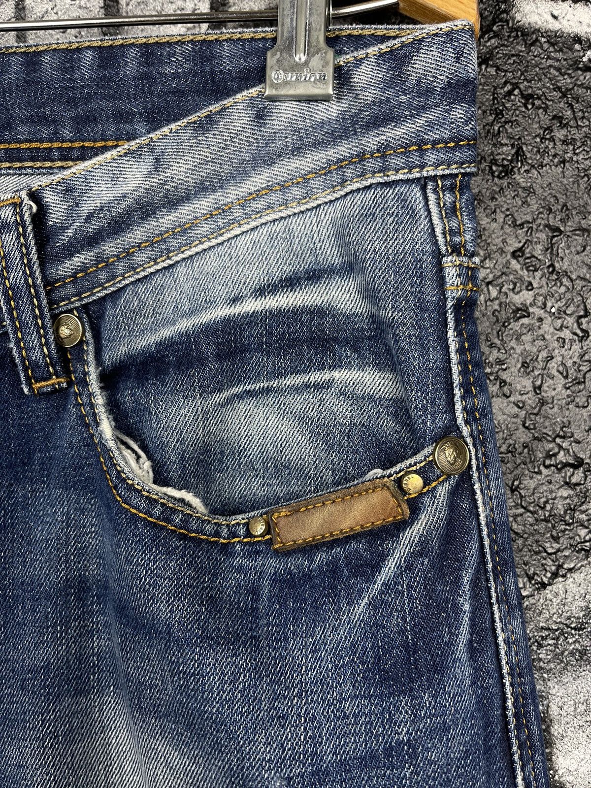 Diesel Diesel Y2K Faded Blue Denim Straight Jeans Size W33 L34 Size US 33 - 5 Thumbnail