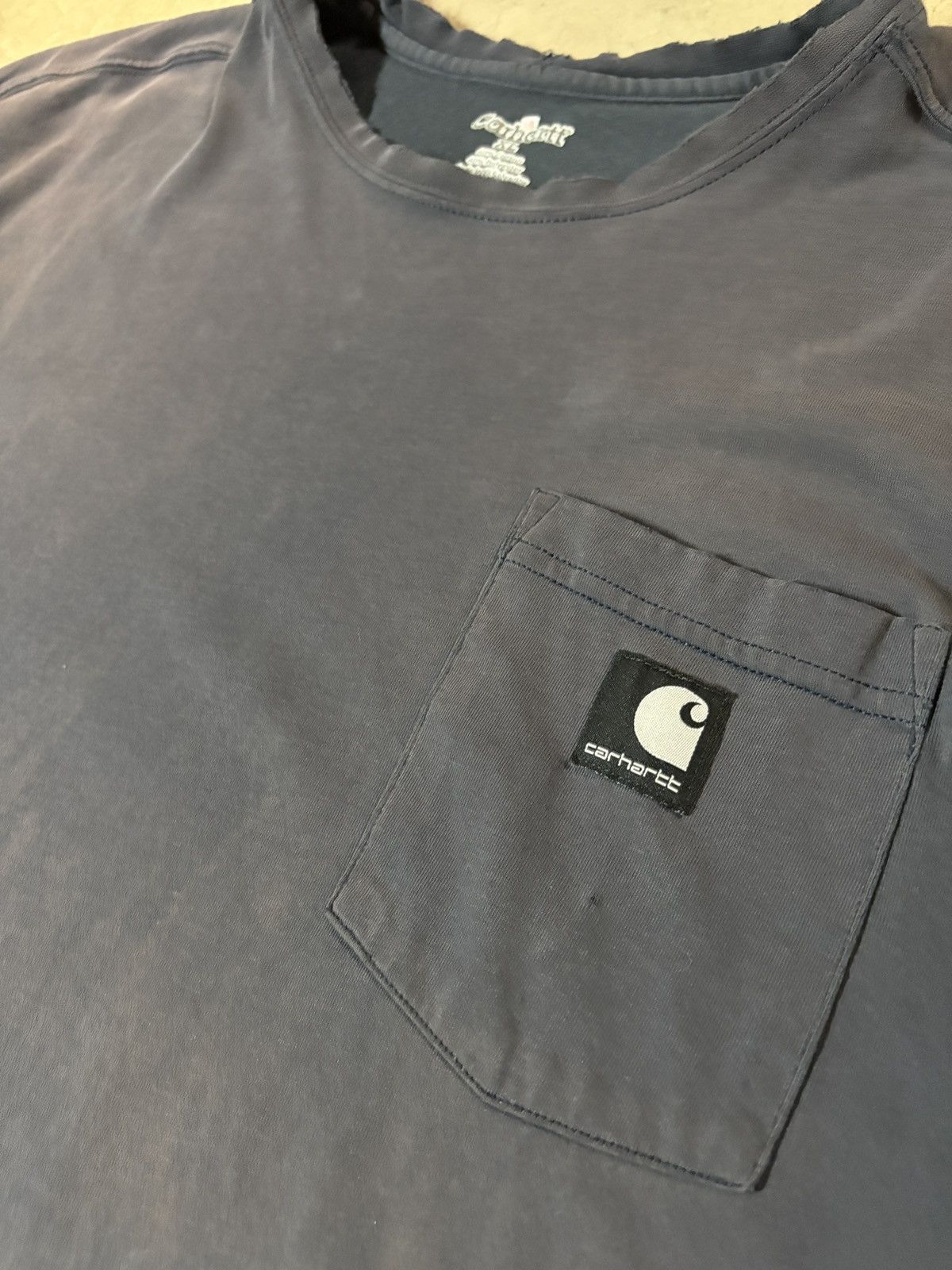 Carhartt VTG 00’s Carhartt Distressed Pocket Tee T-shirt Faded Navy Size US XL / EU 56 / 4 - 2 Thumbnail