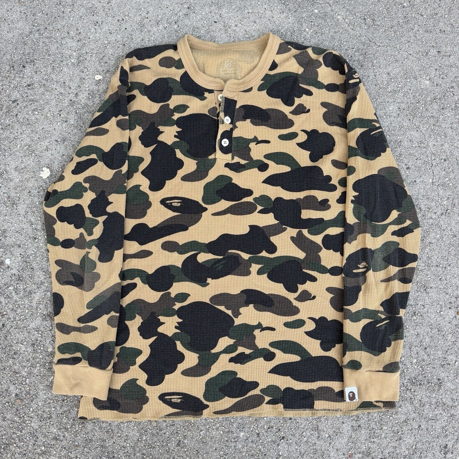Bape A Bathing Ape Bape Camo Waffle Knit Thermal Henley Shirt Size US L / EU 52-54 / 3 - 1 Thumbnail