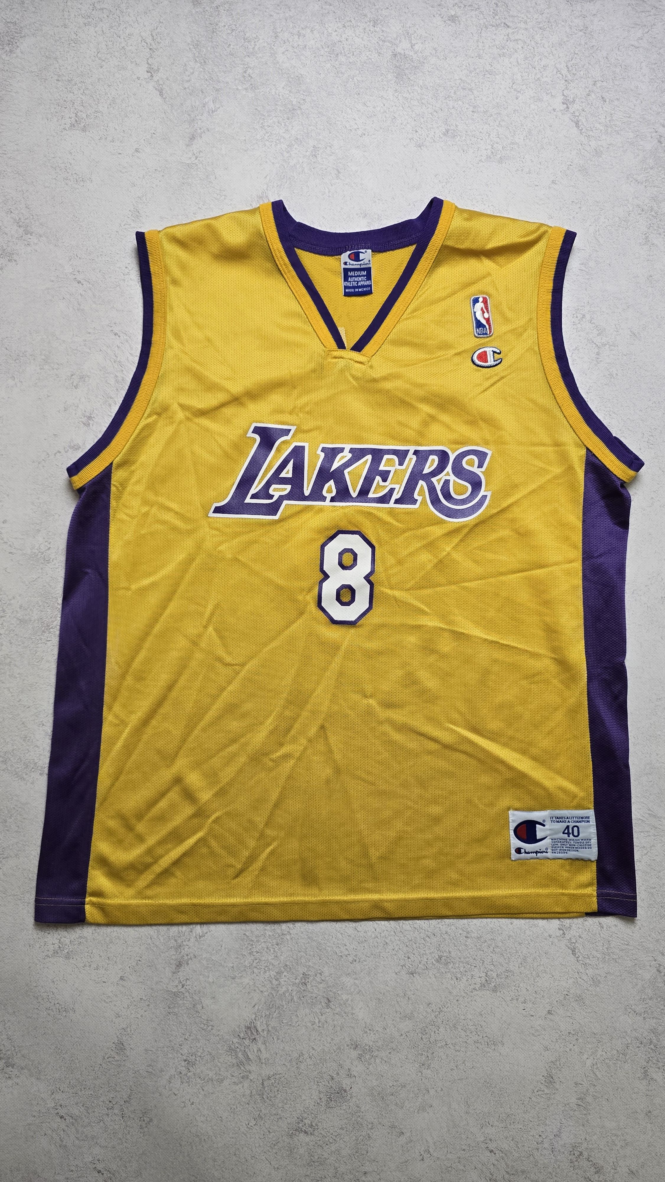 Champion Vintage LA Lakers Kobe Bryant #8 NBA Basketball Jersey Size US M / EU 48-50 / 2 - 1 Thumbnail