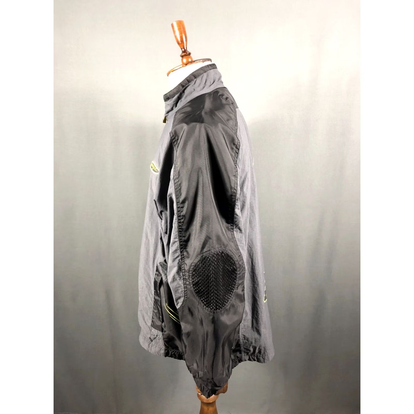 Nike VINTAGE Nike Zoom Air Windbreaker Jacket Nylon Dark Gray Men Size L Size US L / EU 52-54 / 3 - 2 Thumbnail