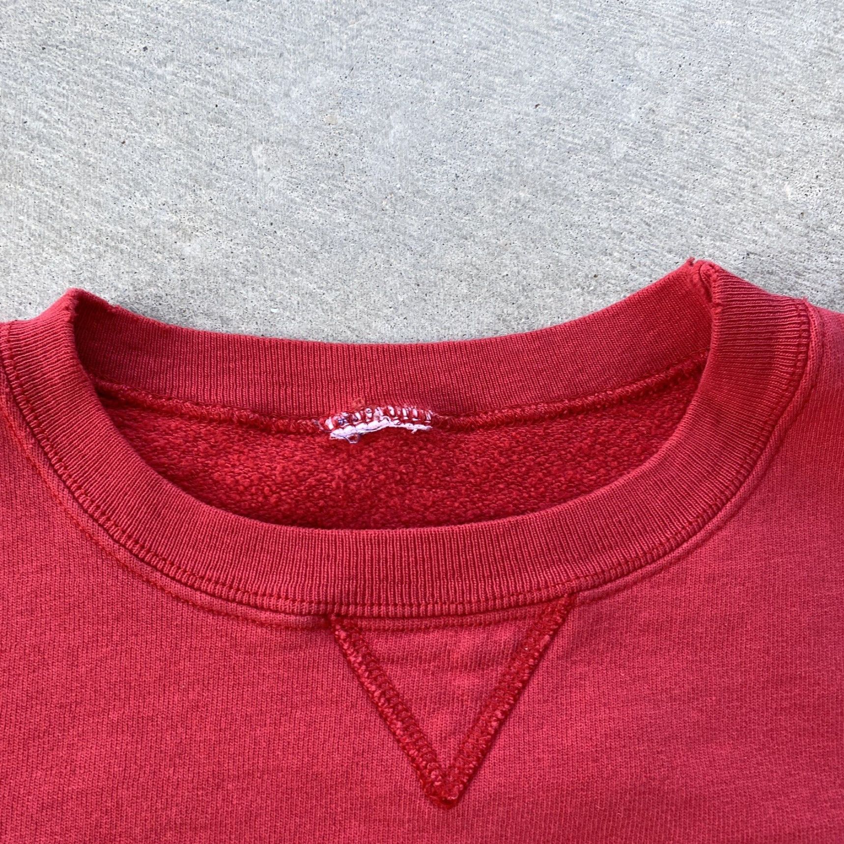 Champion VINTAGE Champion Logo Raglan Sweater XL Men Red Size US XL / EU 56 / 4 - 3 Thumbnail