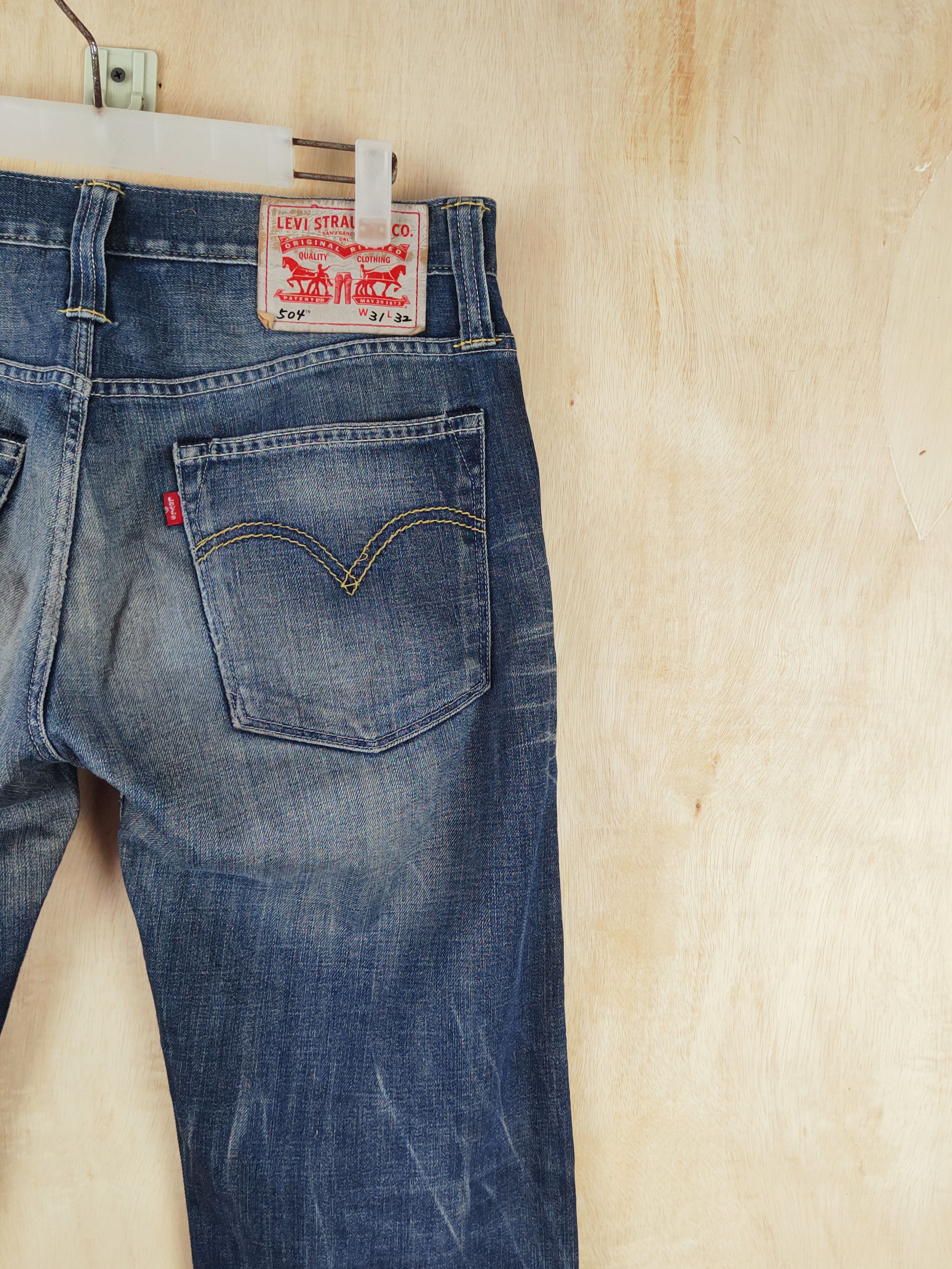 Japanese Brand Levi's Dark Blue Distressed Ripped Jeans #S2663 Size US 32 / EU 48 - 12 Thumbnail