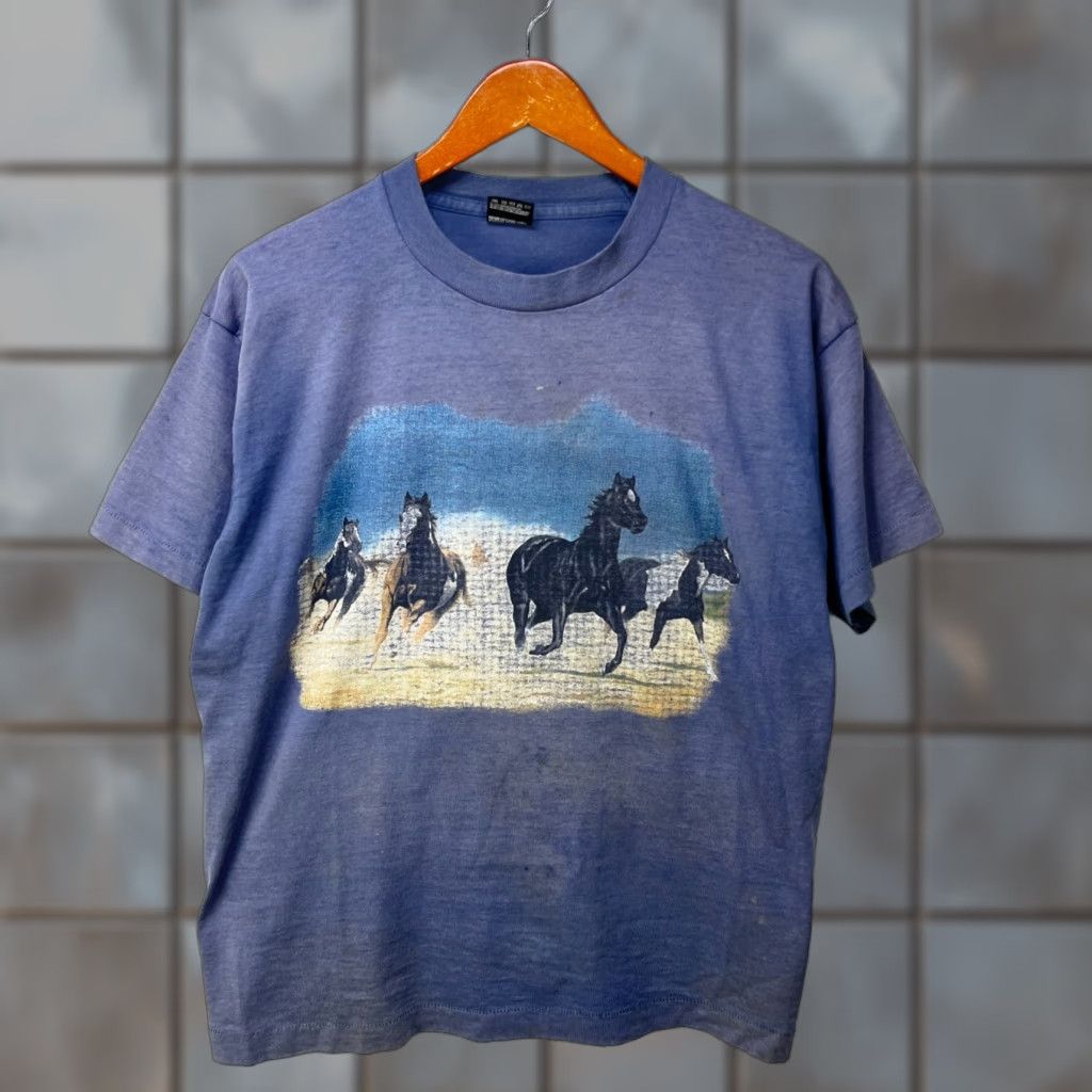 Vintage VINTAGE 90s Sun Faded Horse Nature T Shirt Large Size US M / EU 48-50 / 2 - 1 Thumbnail