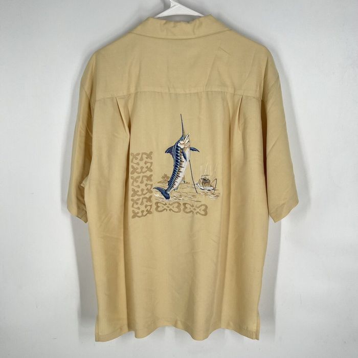 Vintage Hook & Tackle Mens Light Yellow Embroidered Fish Button Up