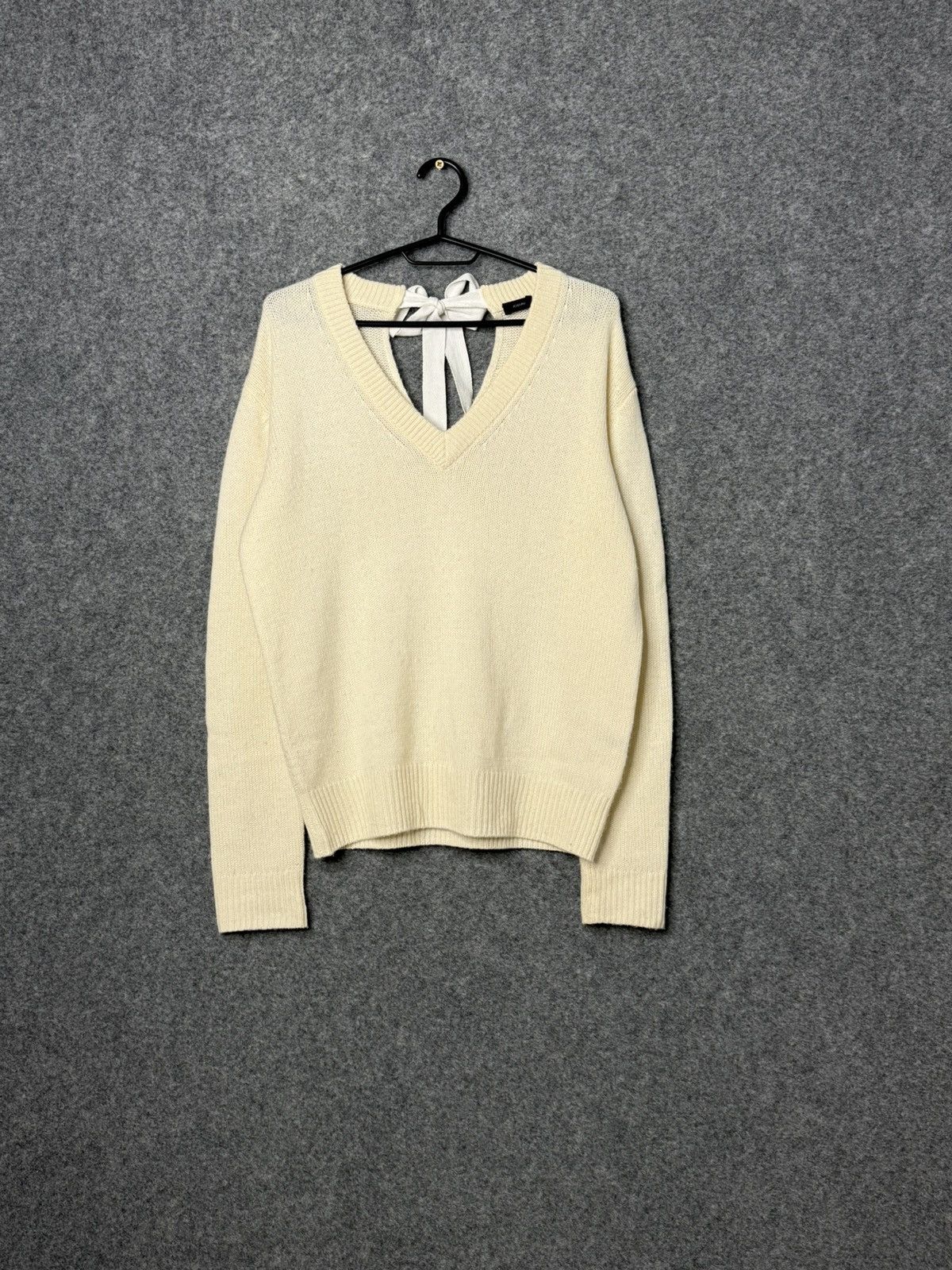 Joseph Joseph Cashmere Beige sweater size S Size S / US 4 / IT 40 - 1 Thumbnail