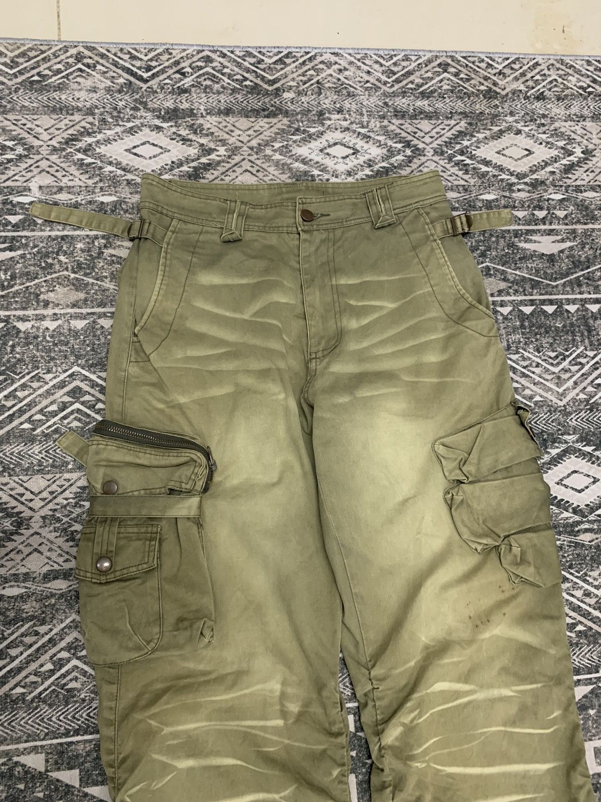 Japanese Brand 🔥VERY RARE🔥TWO PERSONS HOMME MULTIPOCKET PANT RARE PIECE Size US 30 / EU 46 - 4 Thumbnail