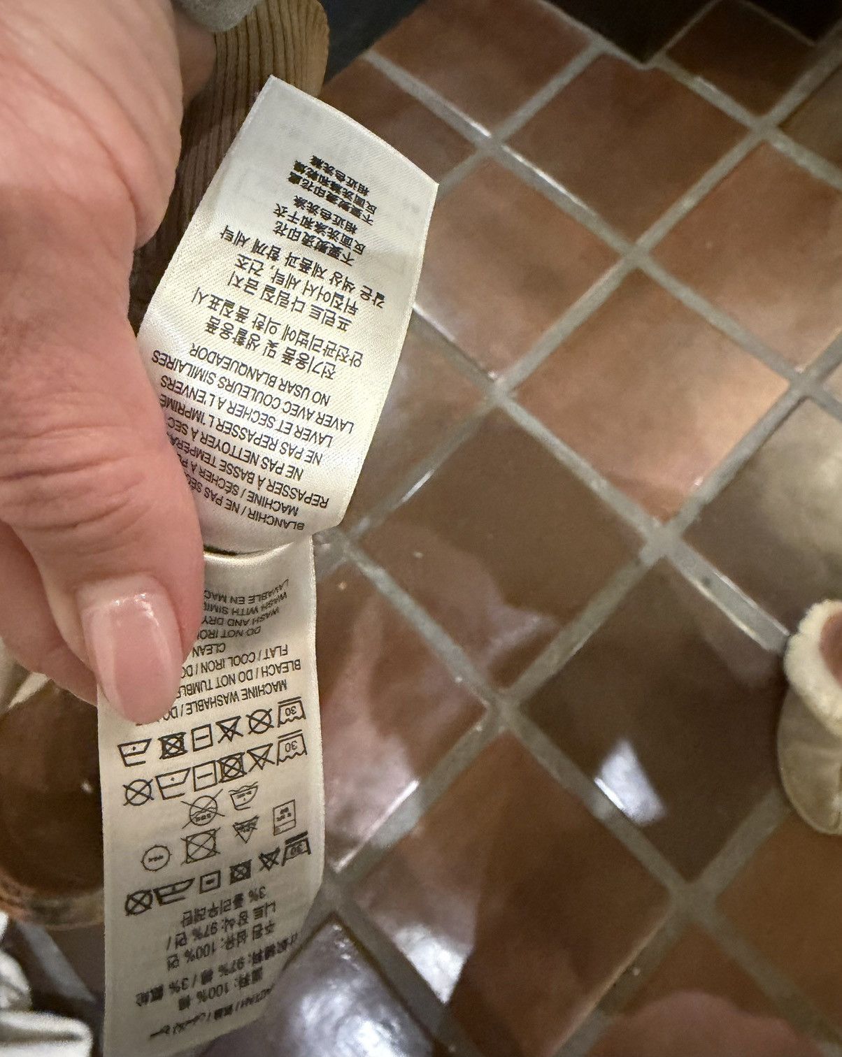 Burberry Worn 2-3 times. Size US XXL / EU 58 / 5 - 8 Thumbnail