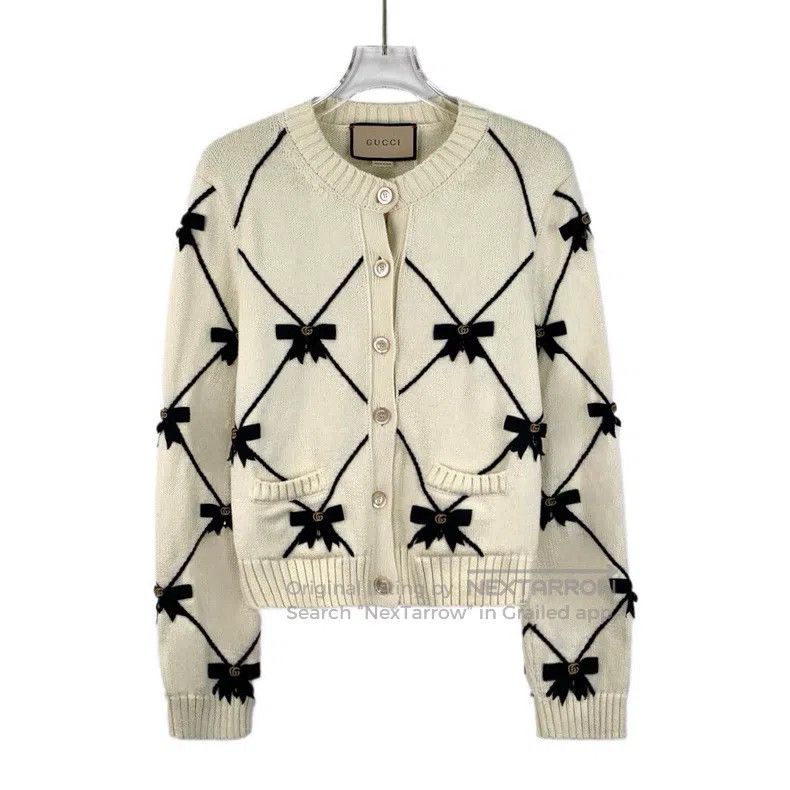 Gucci Gucci Beige bow decoration cotton round neck single-breast Size M / US 6-8 / IT 42-44 - 1 Thumbnail