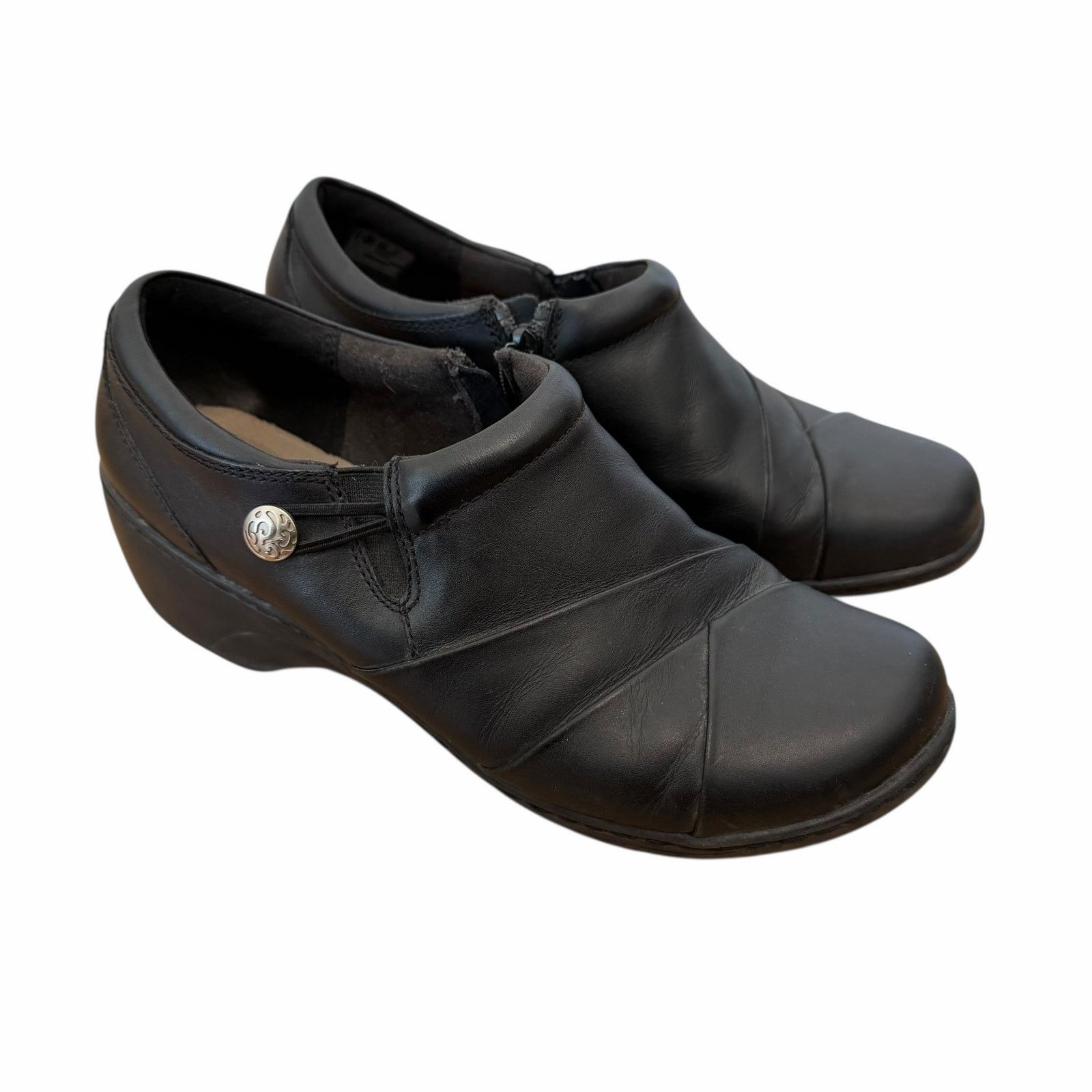 Clarks Clarks Black Leather Channing Ann Slip On Loafers Sz 8W Size US 8 / IT 38 - 1 Thumbnail