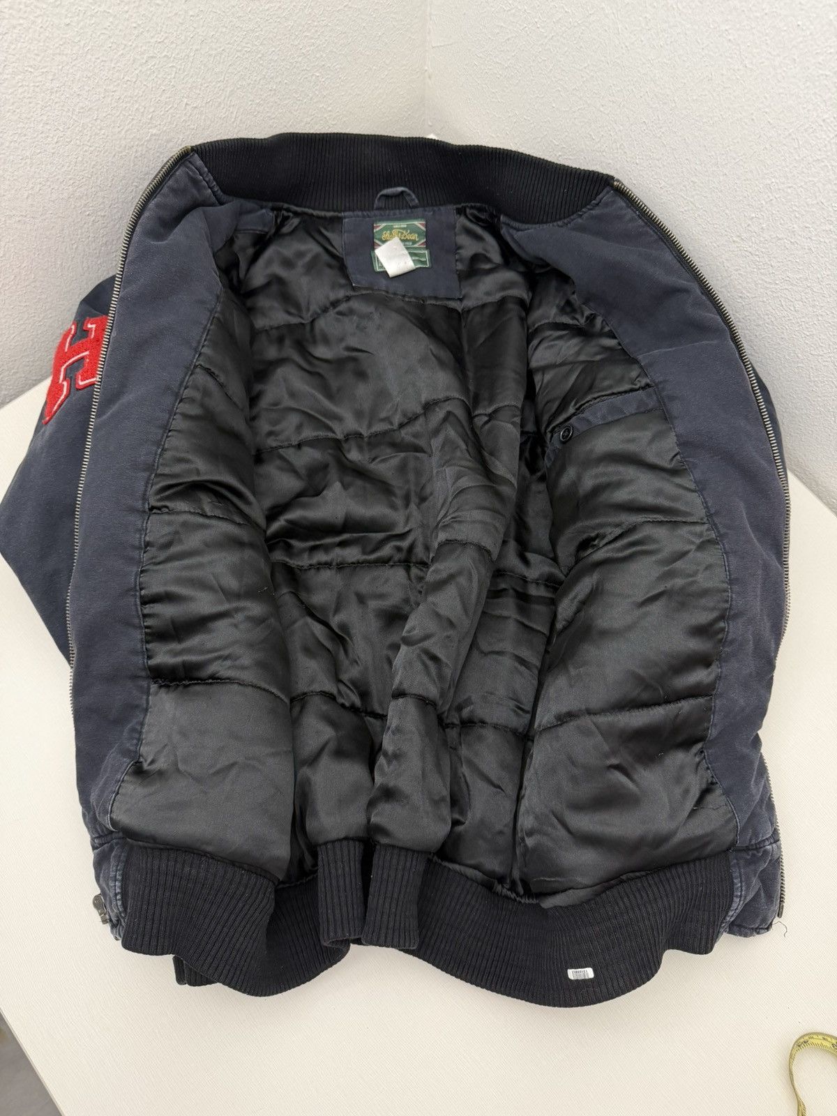 Stall and Dean Vtg Stall & Dean Harvard University Insulated Varsity Bomber Size US M / EU 48-50 / 2 - 11 Thumbnail