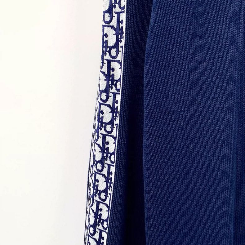 Dior Dior Dark blue side logo jacquart cotton round-neck long-sl Size US L / EU 52-54 / 3 - 4 Thumbnail