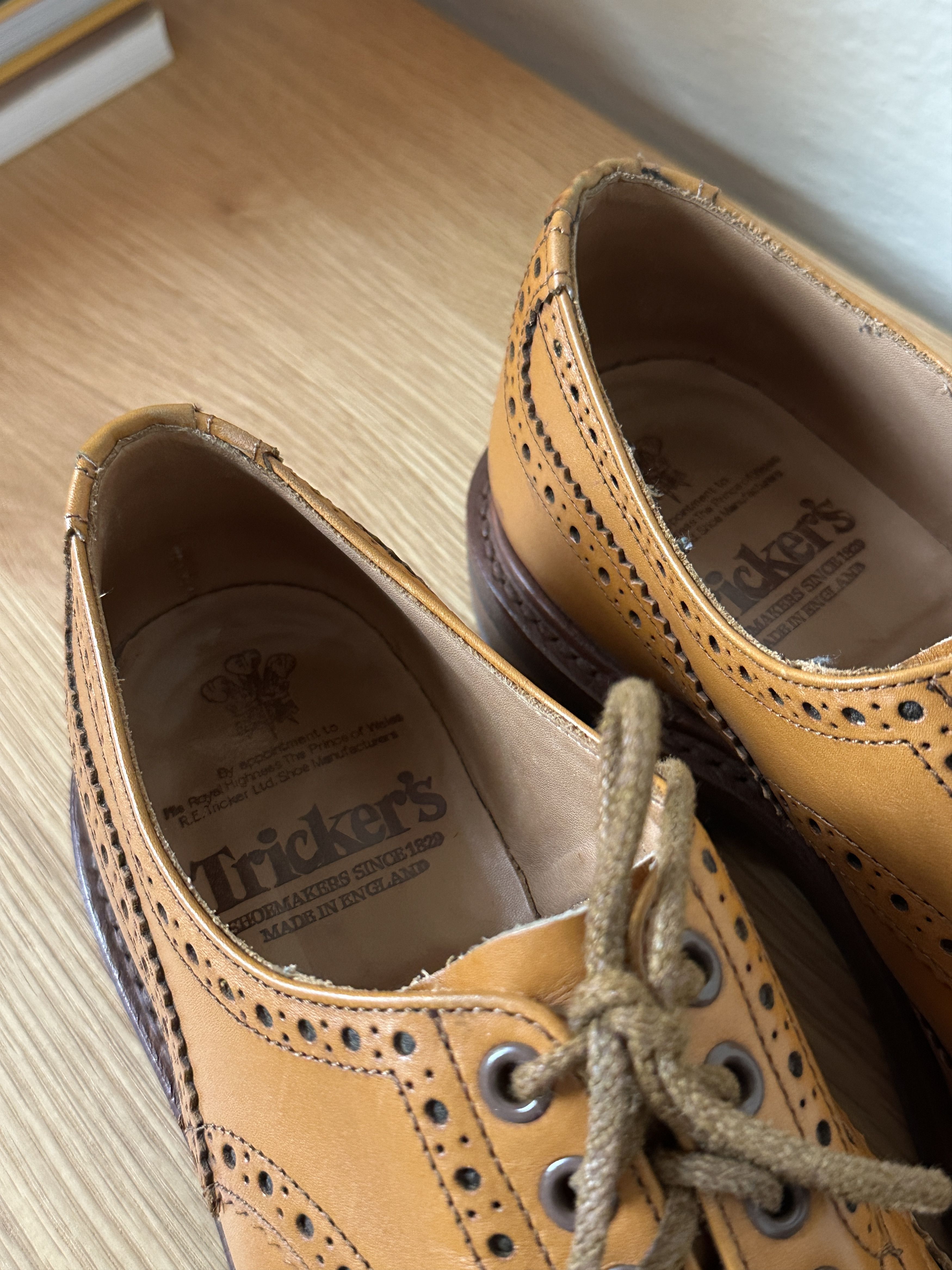 Tricker's Bourton Country Shoe in Acorn Antique Size US 9 / EU 42 - 8 Thumbnail