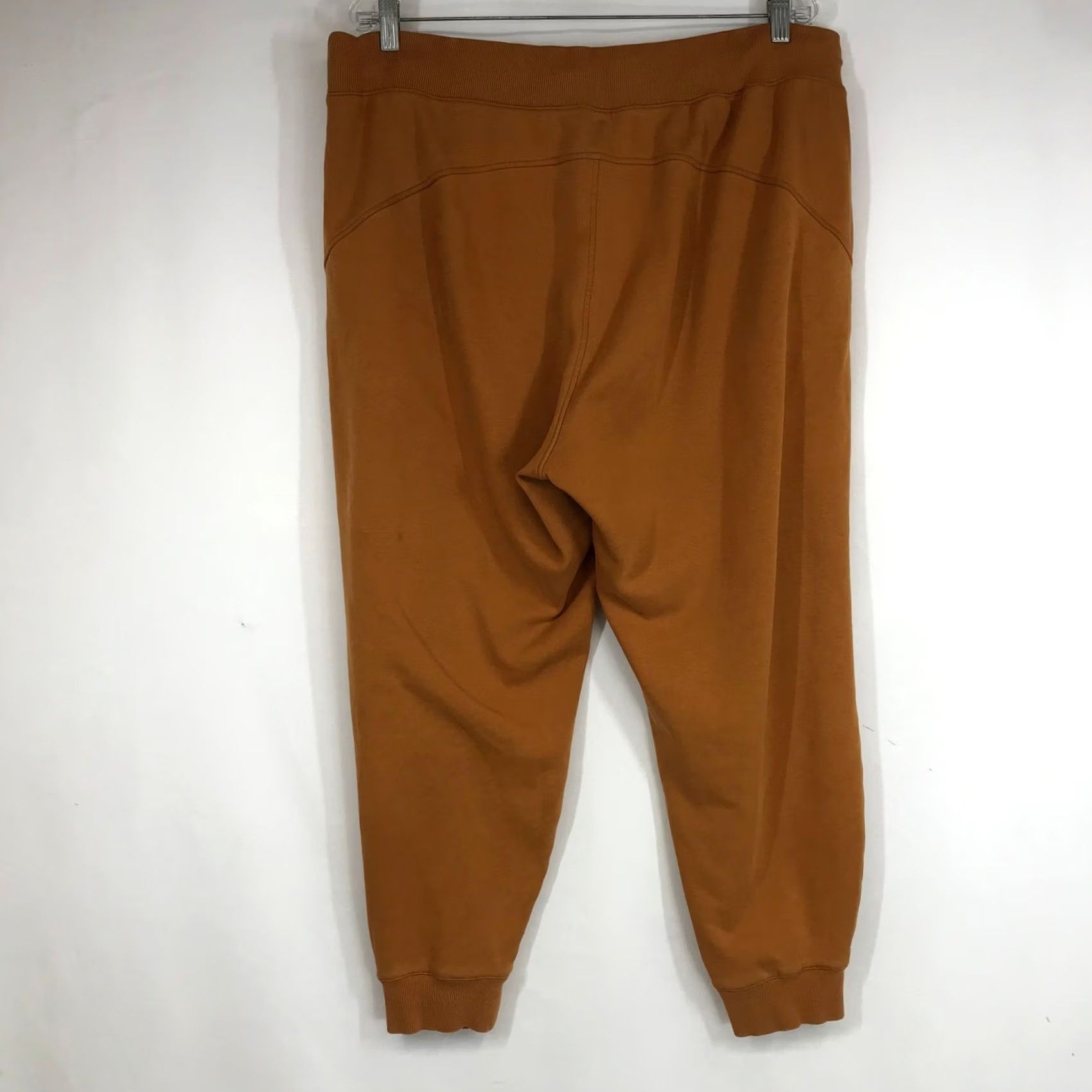 Athleta Athleta Triumph Jogger Spiced Ochre Orange Fleece Sweatpants Plus Size 1X Womens Size 40" / US 18 - 4 Thumbnail