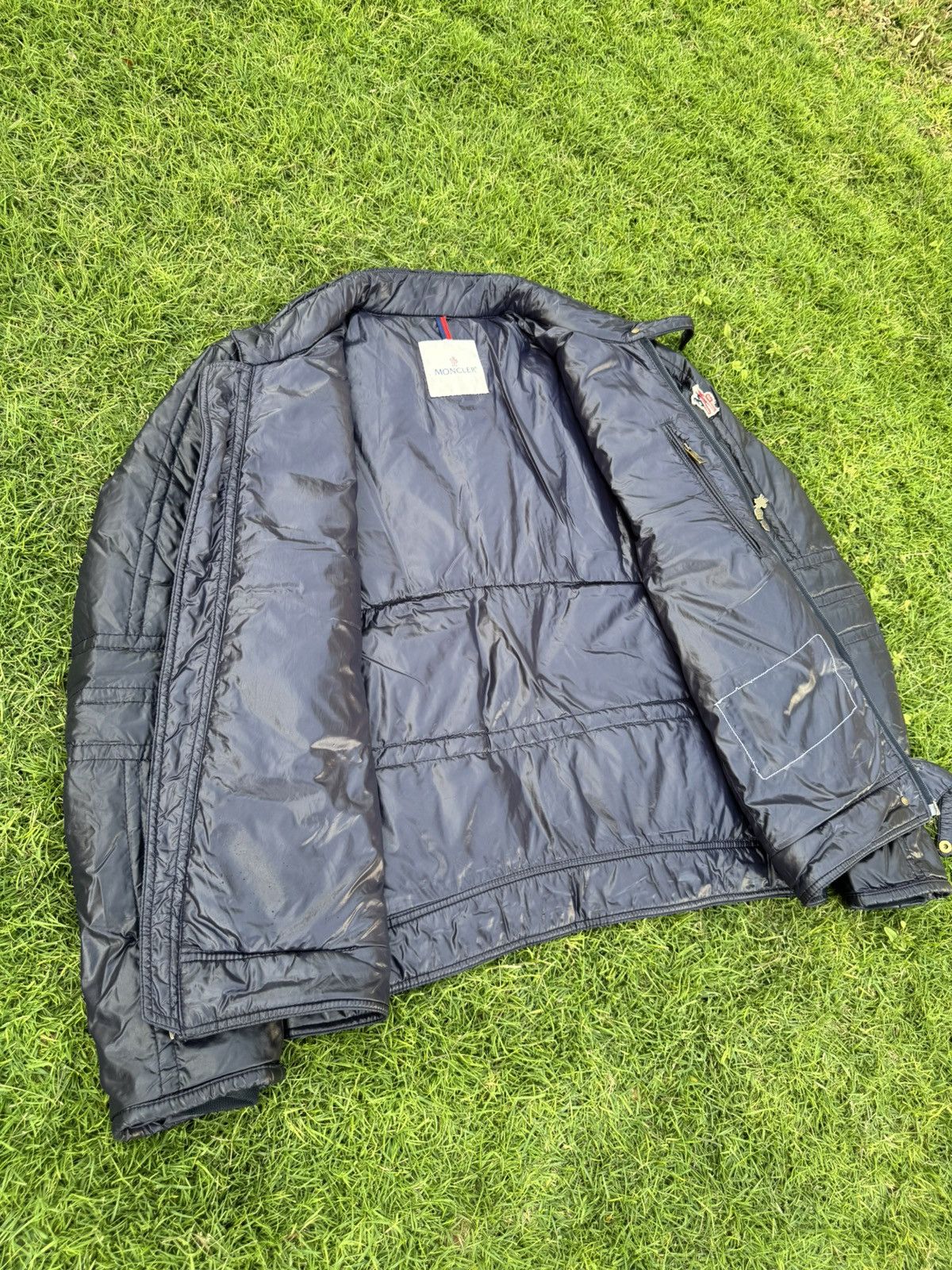 Moncler MONCLER RARE Multipocket Down Puffer Jacket Size US XL / EU 56 / 4 - 16 Thumbnail