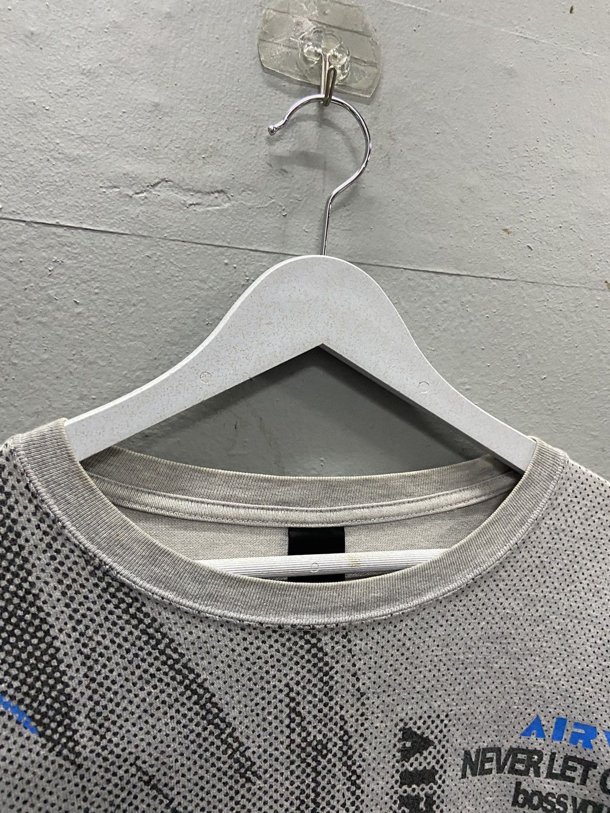 Airwalk AIRWALK NEVER LET GRAVITY BOSS YOUR AROUND LONG SLEEVE Size US L / EU 52-54 / 3 - 5 Thumbnail