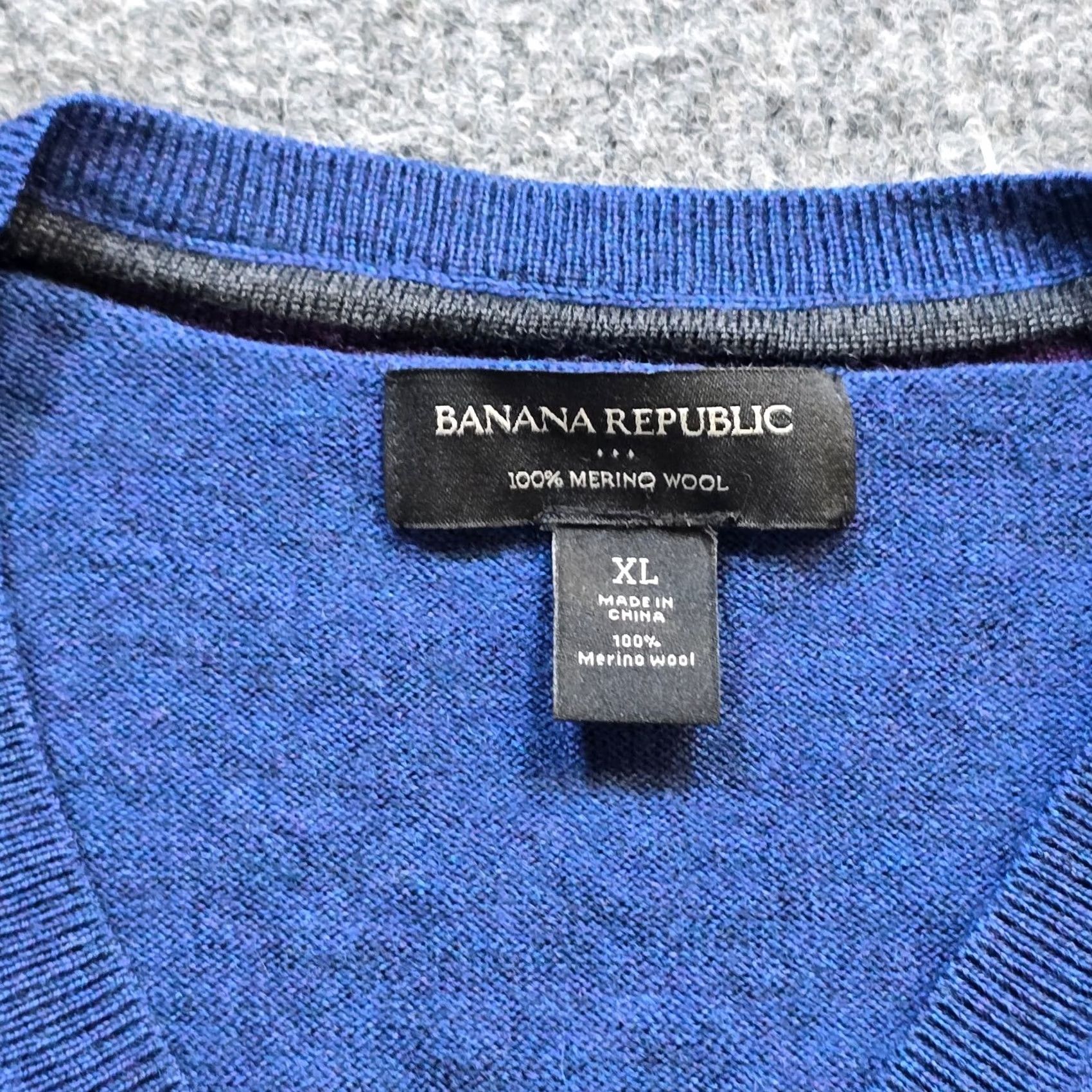 Banana Republic Banana Republic Mens Blue Merino Wool Long Sleeve Sweater XL Casual Size US XL / EU 56 / 4 - 3 Thumbnail