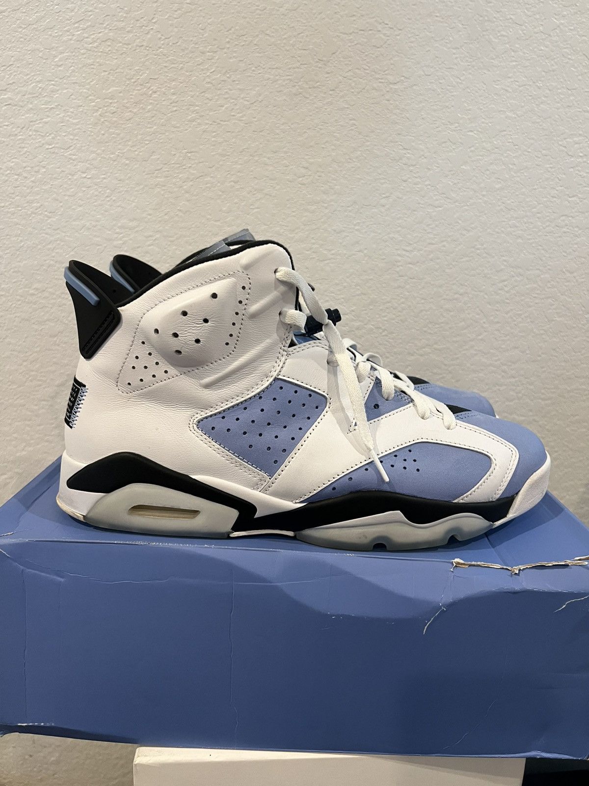 Jordan Brand Jordan 6 Retro UNC White Size US 13 / EU 46 - 2 Thumbnail