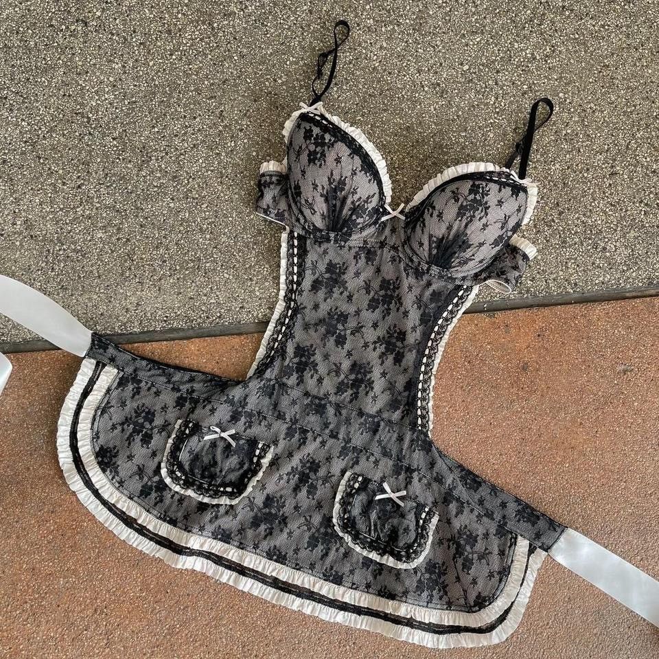 Victoria's Secret VS Black Lace Maid (34B/32C) Size ONE SIZE - 3 Thumbnail