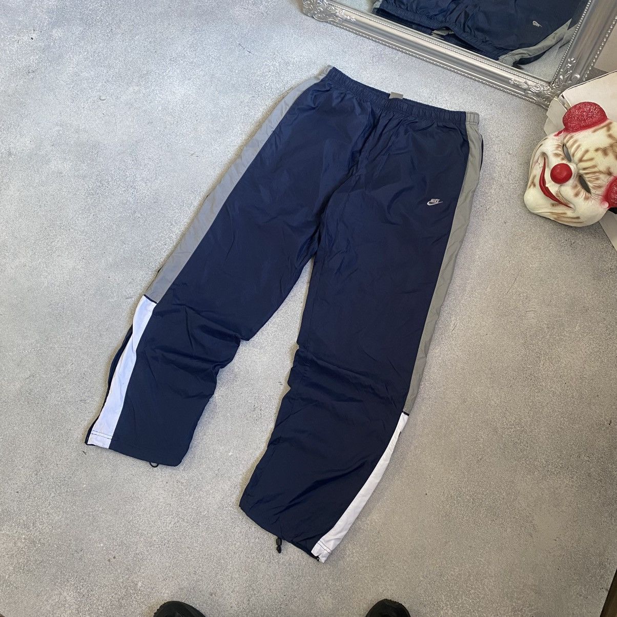 Nike Vintage Nike Track Pants Double Swoosh Y2K Baggy Sweatpants Size US 36 / EU 52 - 2 Thumbnail
