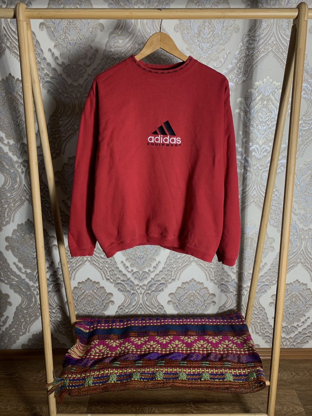 Adidas VINTAGE ADIDAS ORIGINAL EQUIPMENT RETRO SWEATSHIRT Y2K 90s Size US M / EU 48-50 / 2 - 1 Thumbnail
