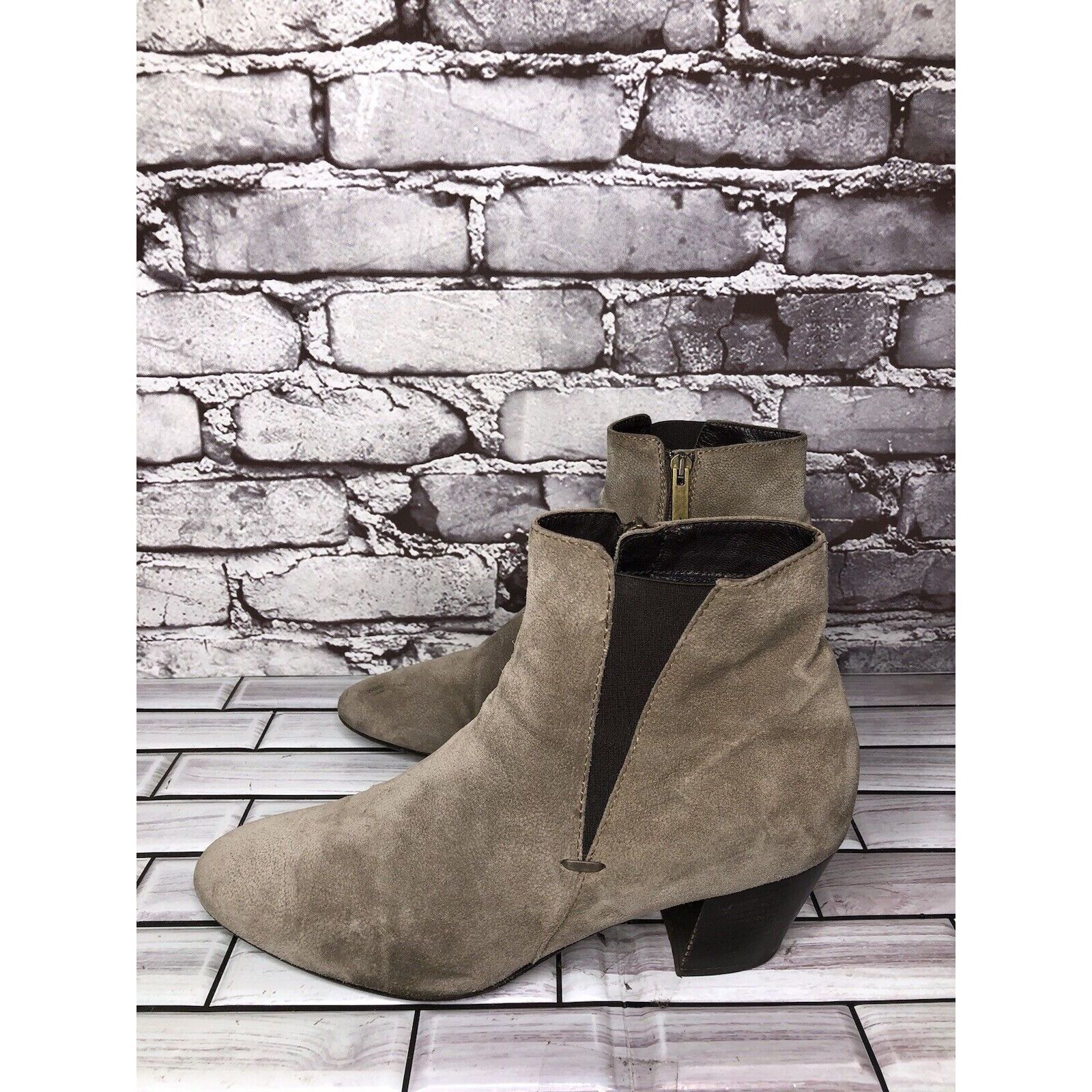 Aquatalia Aquatalia Taupe Suede Leather Side Zip Heel Ankle Booties Wo Size US 10 / IT 40 - 18 Thumbnail
