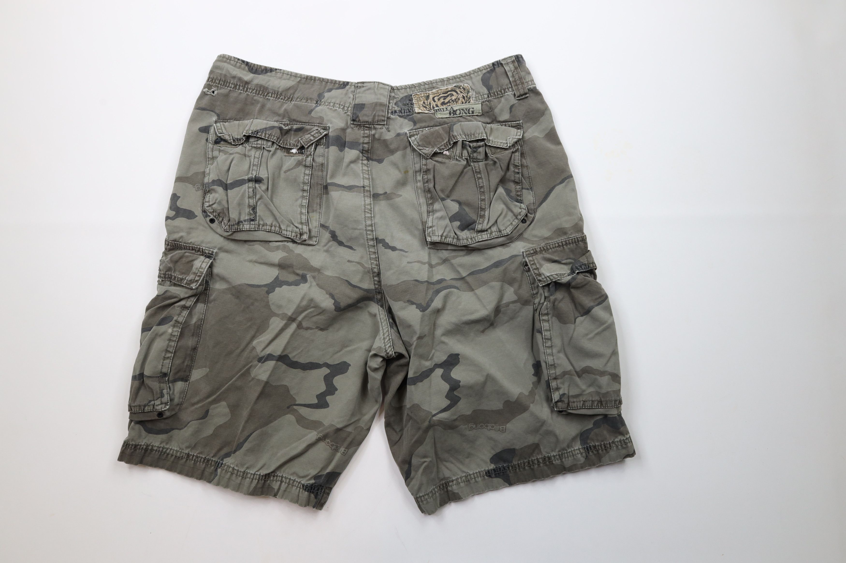 Billabong × Vintage Vintage Billabong Surfing Out Camouflage Cargo Shorts AS IS Size US 38 / EU 54 - 8 Thumbnail