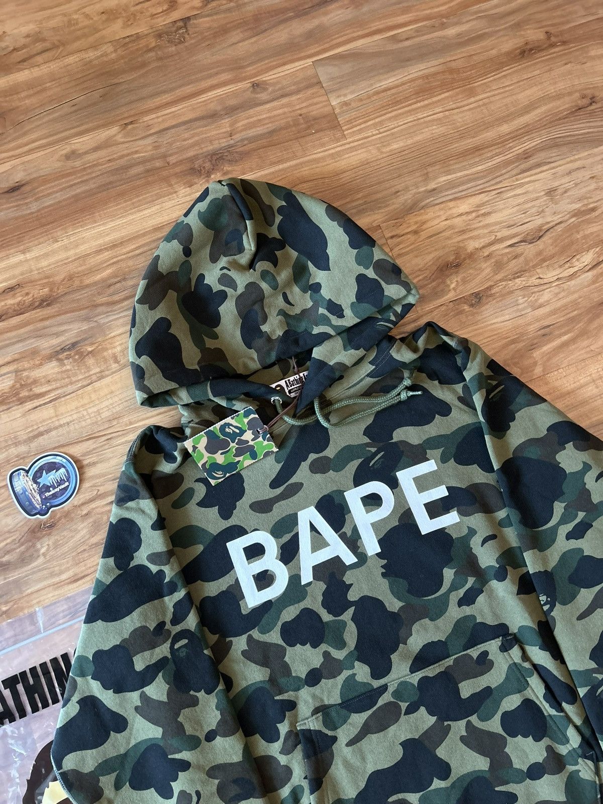Bape NEW Bape Green Camo 1st Camo Pullover Hoodie Size US L / EU 52-54 / 3 - 3 Thumbnail