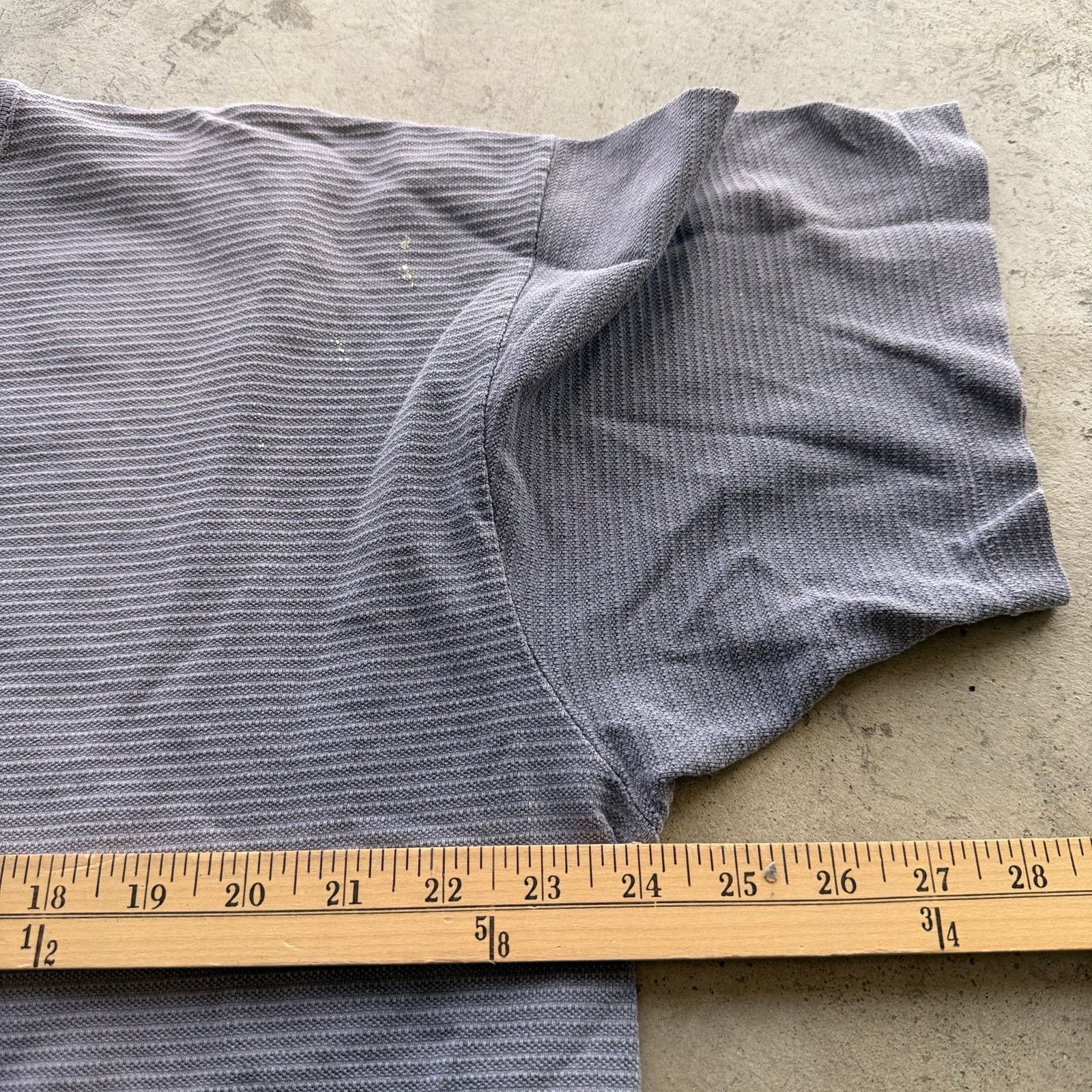 Quicksilver Vtg 90s thrashed Quiksilver Ribbed Graphic T-Shirt USA Made Size US XL / EU 56 / 4 - 8 Thumbnail