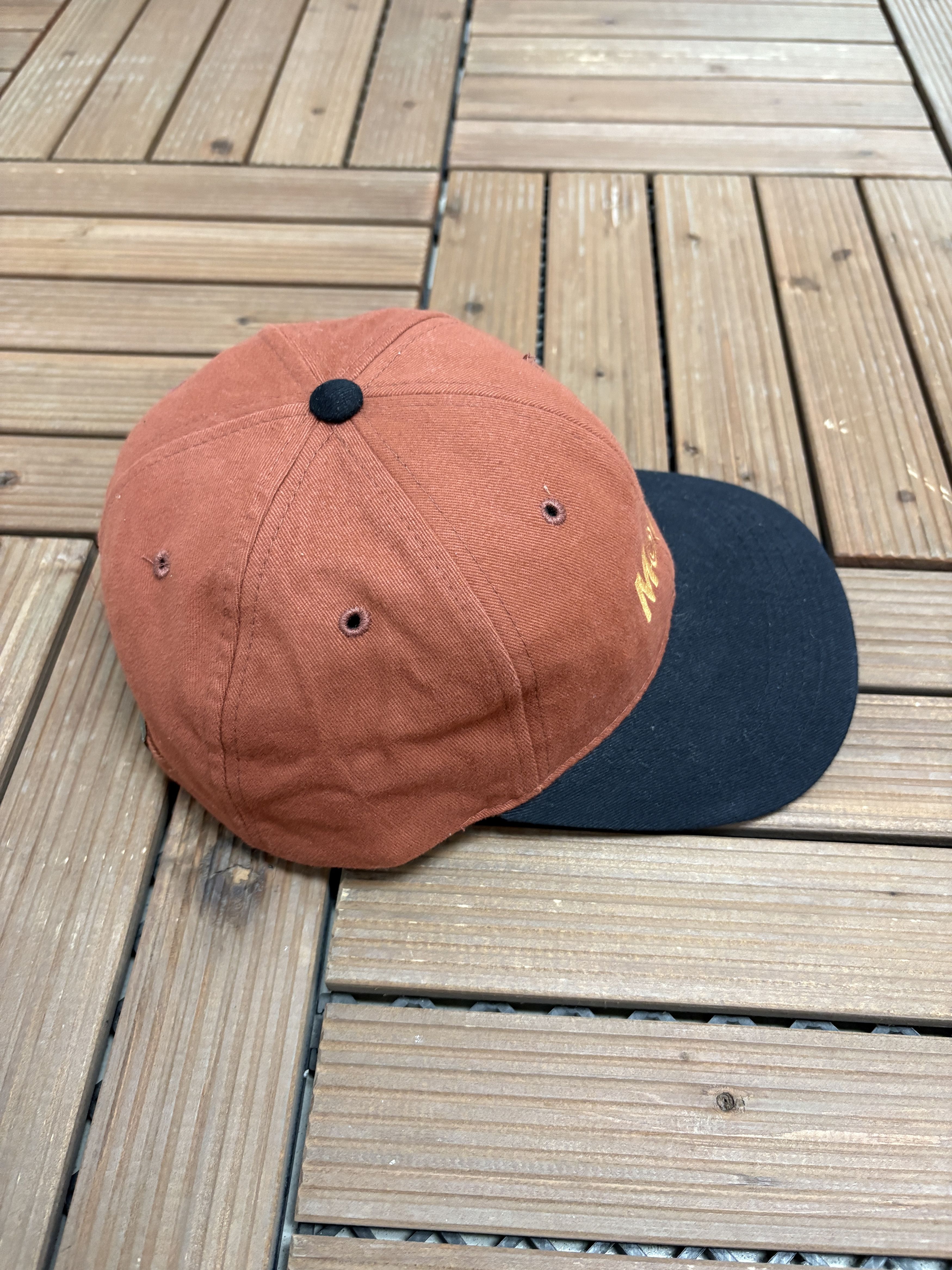 Vintage Mobil Embroidered Vintage Red Metal Clasp Hat Cap Size ONE SIZE - 4 Thumbnail