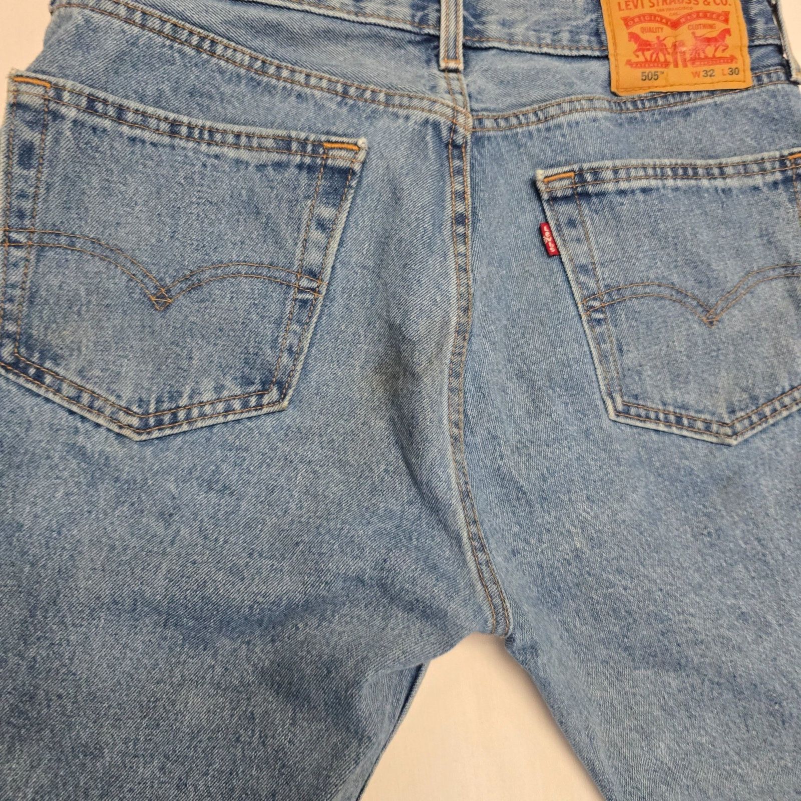 Levi's Levi's 501 Men's Distressed Cutoff Denim Shorts 32 Size US 32 / EU 48 - 3 Thumbnail