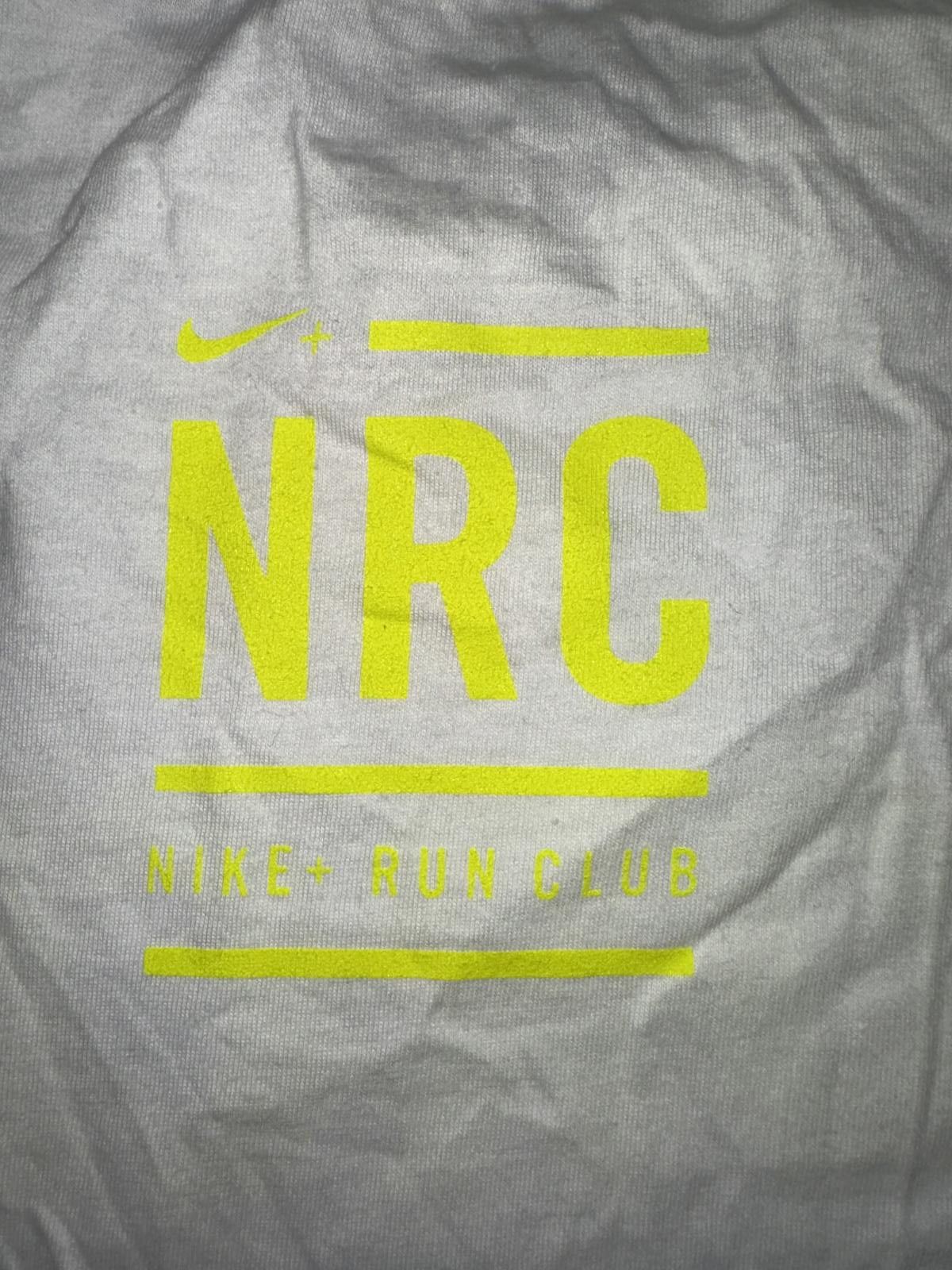 Nike Nike Run Club Force Of Nature Graphic Tee Size US S / EU 44-46 / 1 - 7 Thumbnail