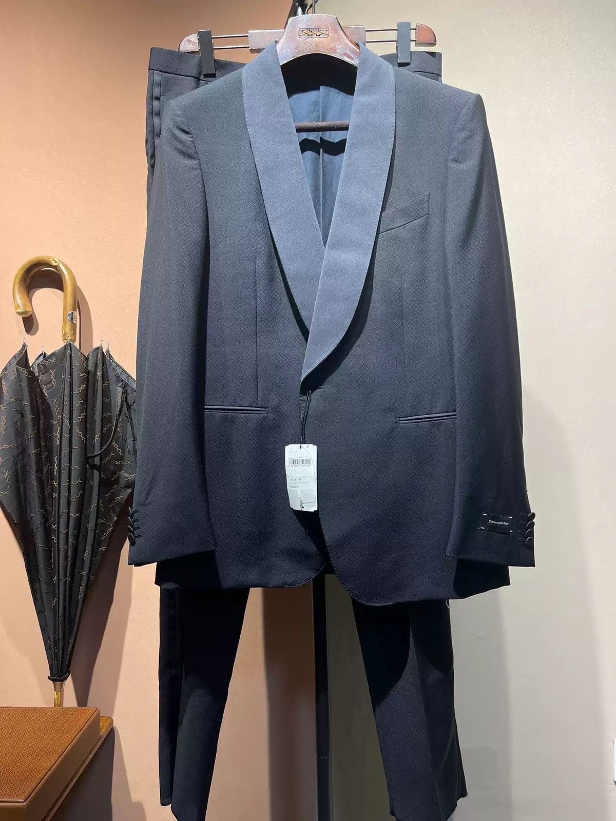image of Ermenegildo Zegna Trofeo Mohair Blazer Suit in Navy, Men's (Size 54R)