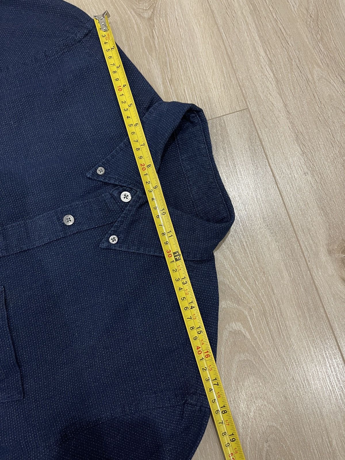 Brooks Brothers Brooks Brothers Red Fleece M Blue Textured Button Down Shirt Size US M / EU 48-50 / 2 - 6 Thumbnail