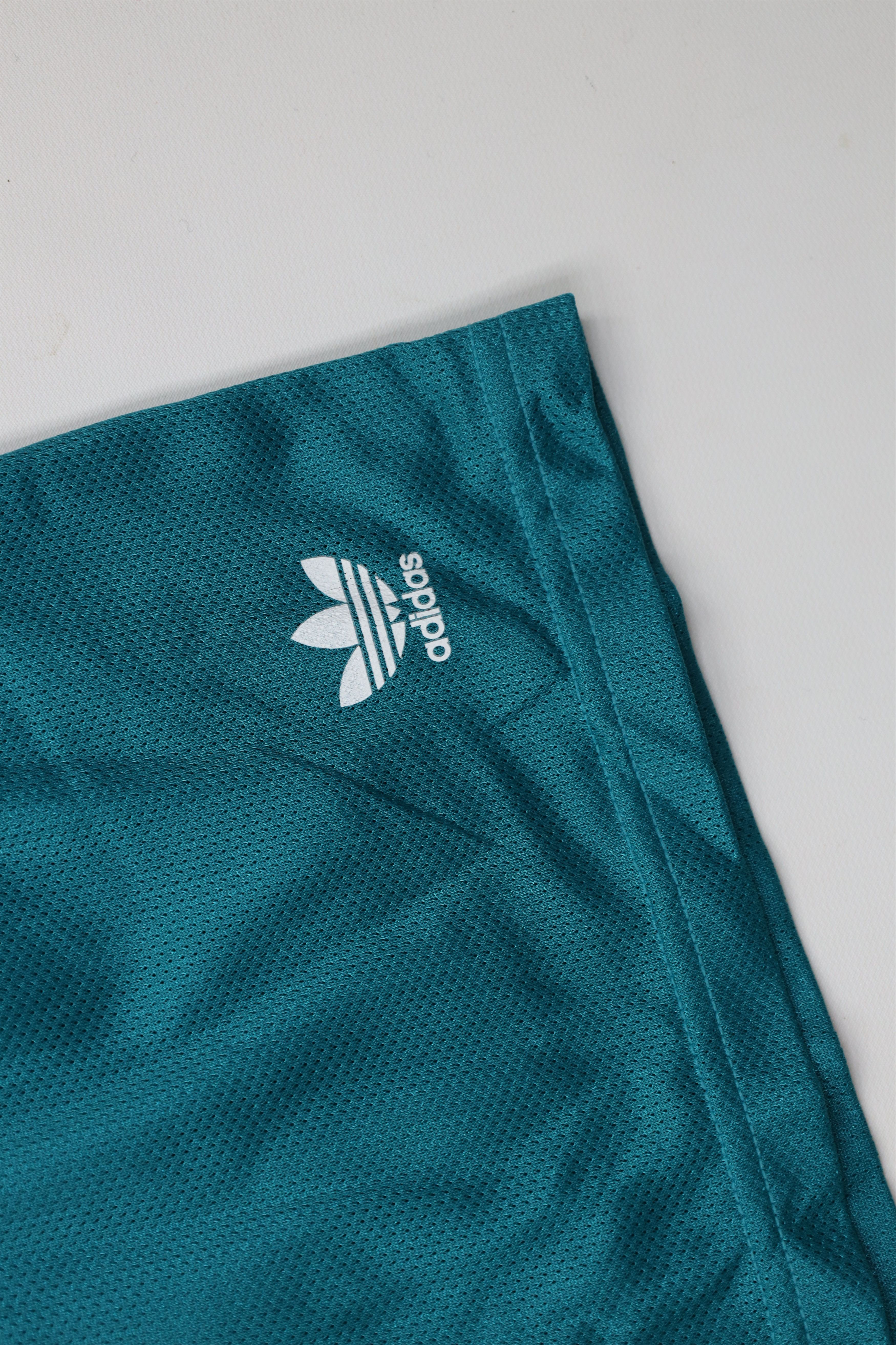 Adidas Deadstock Vintage 90s Adidas Above Knee Mesh Shorts USA Size US 36 / EU 52 - 5 Thumbnail