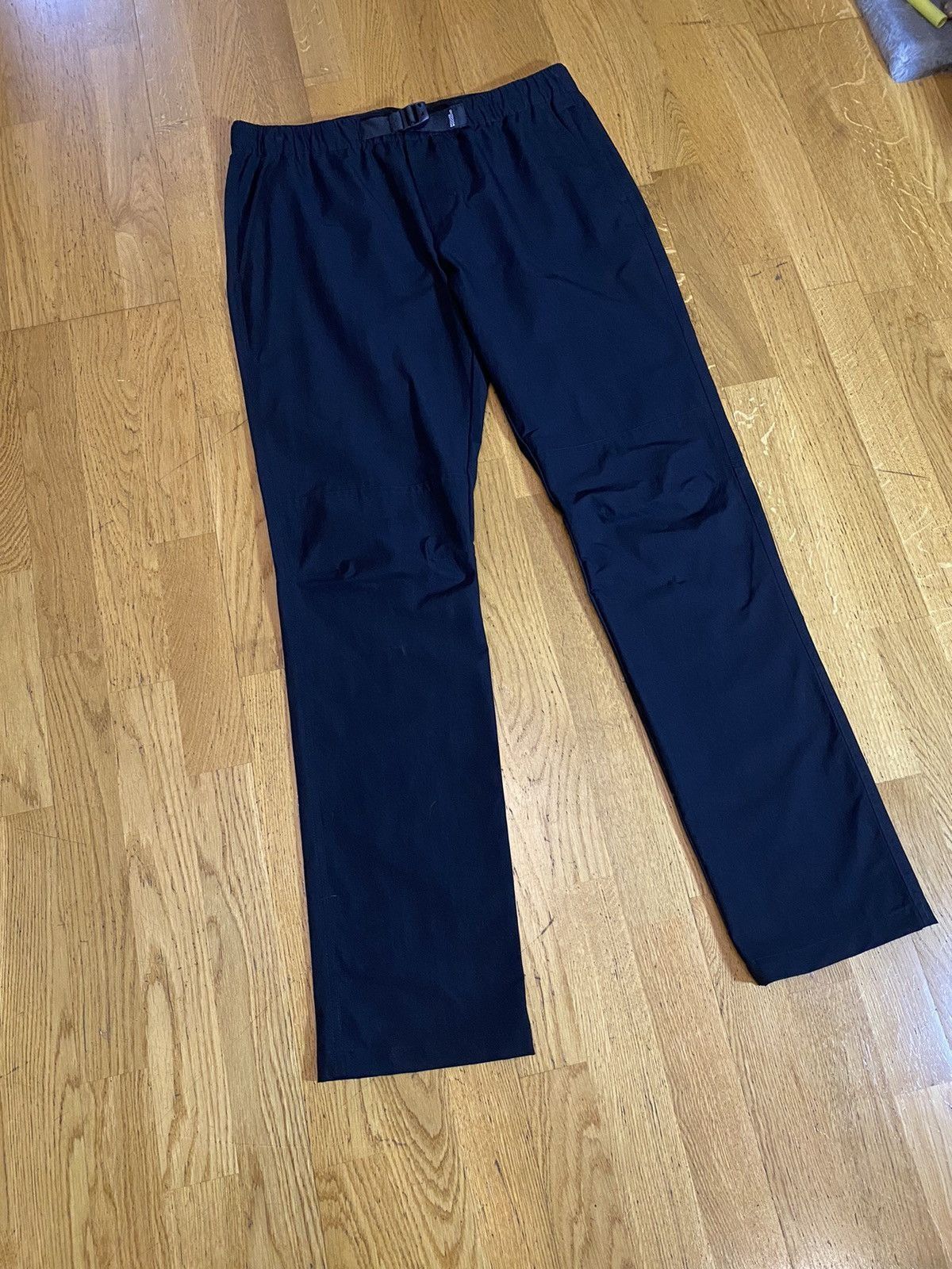 Vintage Outdoor nylon Pants C&A - Size M Size US 32 / EU 48 - 3 Thumbnail