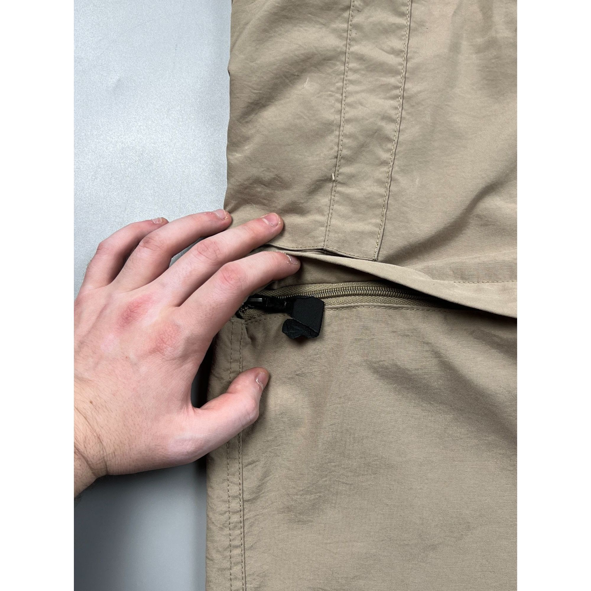 Nike × Nike ACG Nike ACG Lightweight Transformer Cargo Pants Shorts (Y0733) Size US 38 / EU 54 - 4 Thumbnail